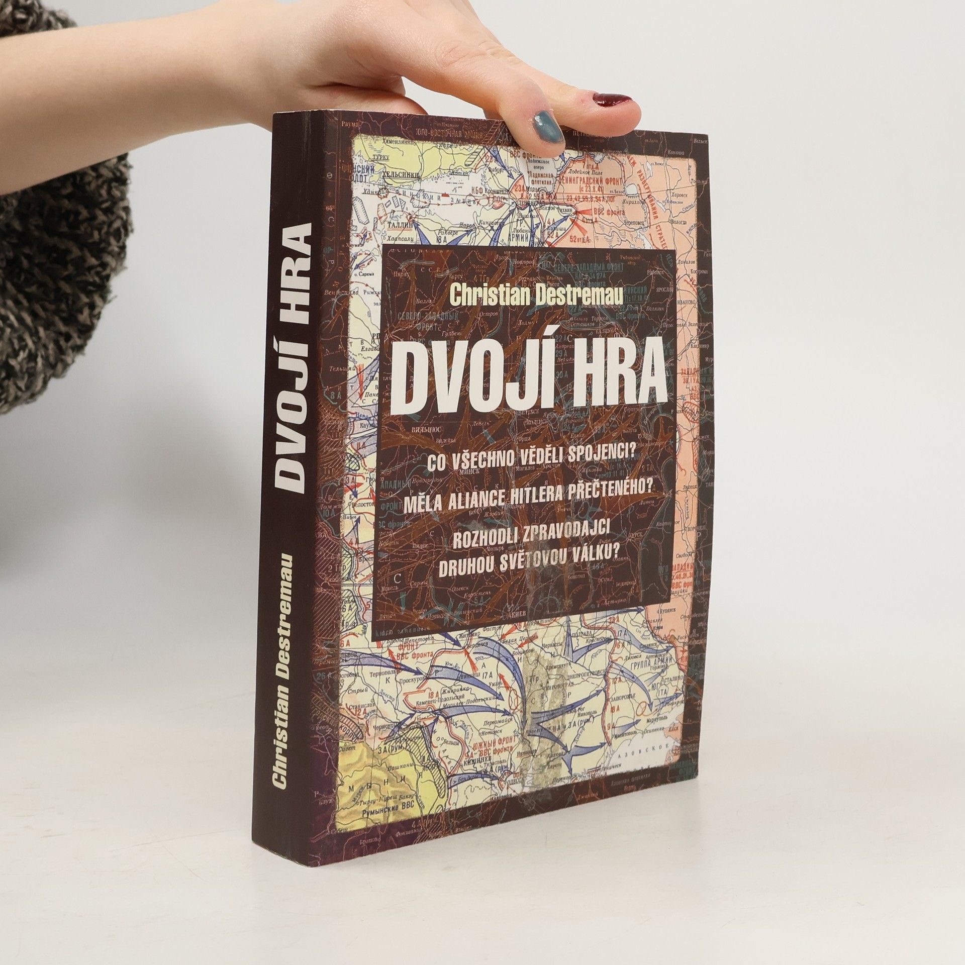 Christian Destremau Dvojí hra