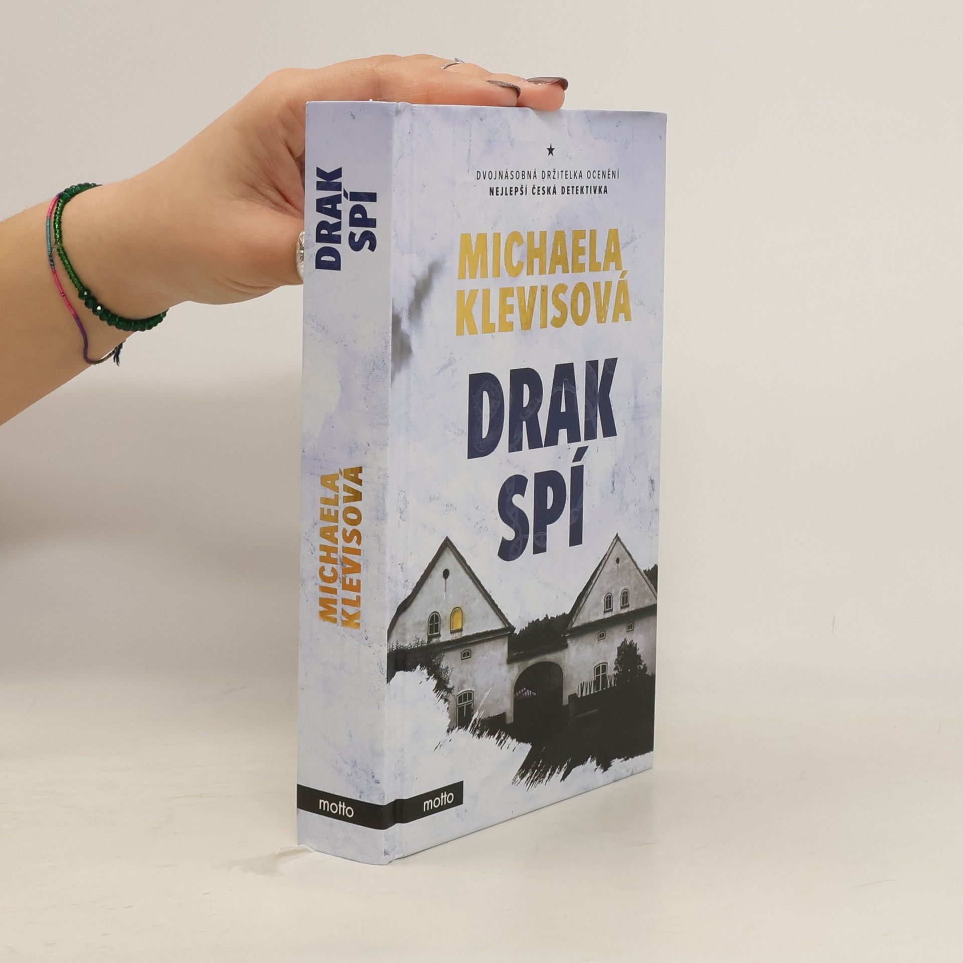 Michaela Klevisová Drak spí