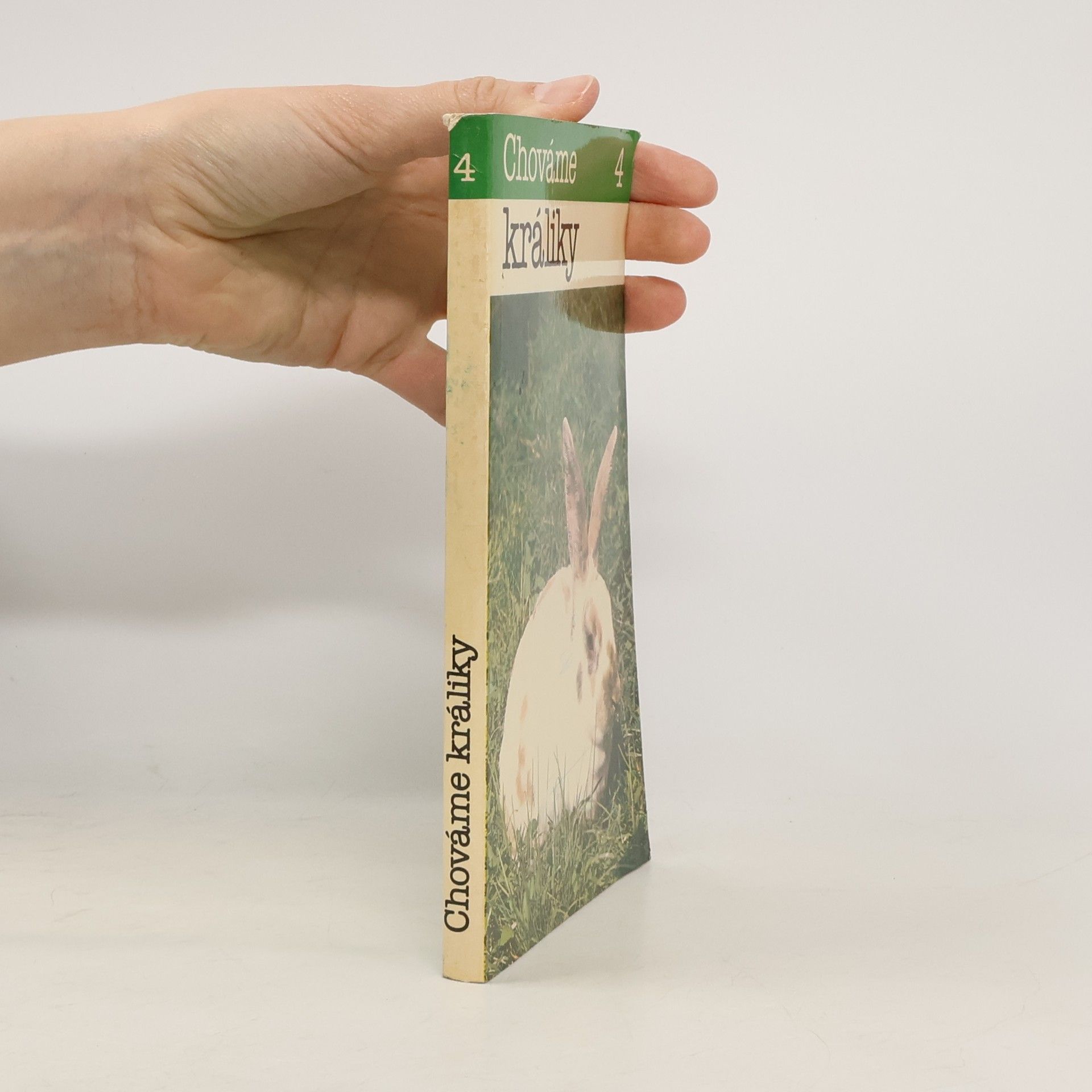 Emil Barát Chováme králiky