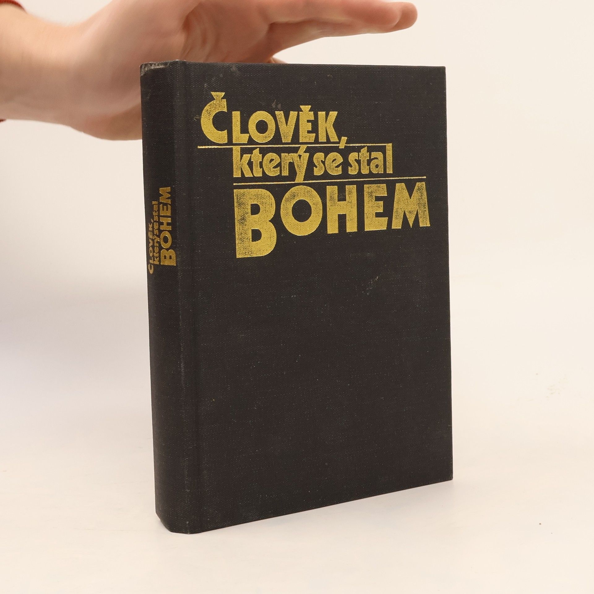 Gérald Messadié Člověk, který se stal Bohem