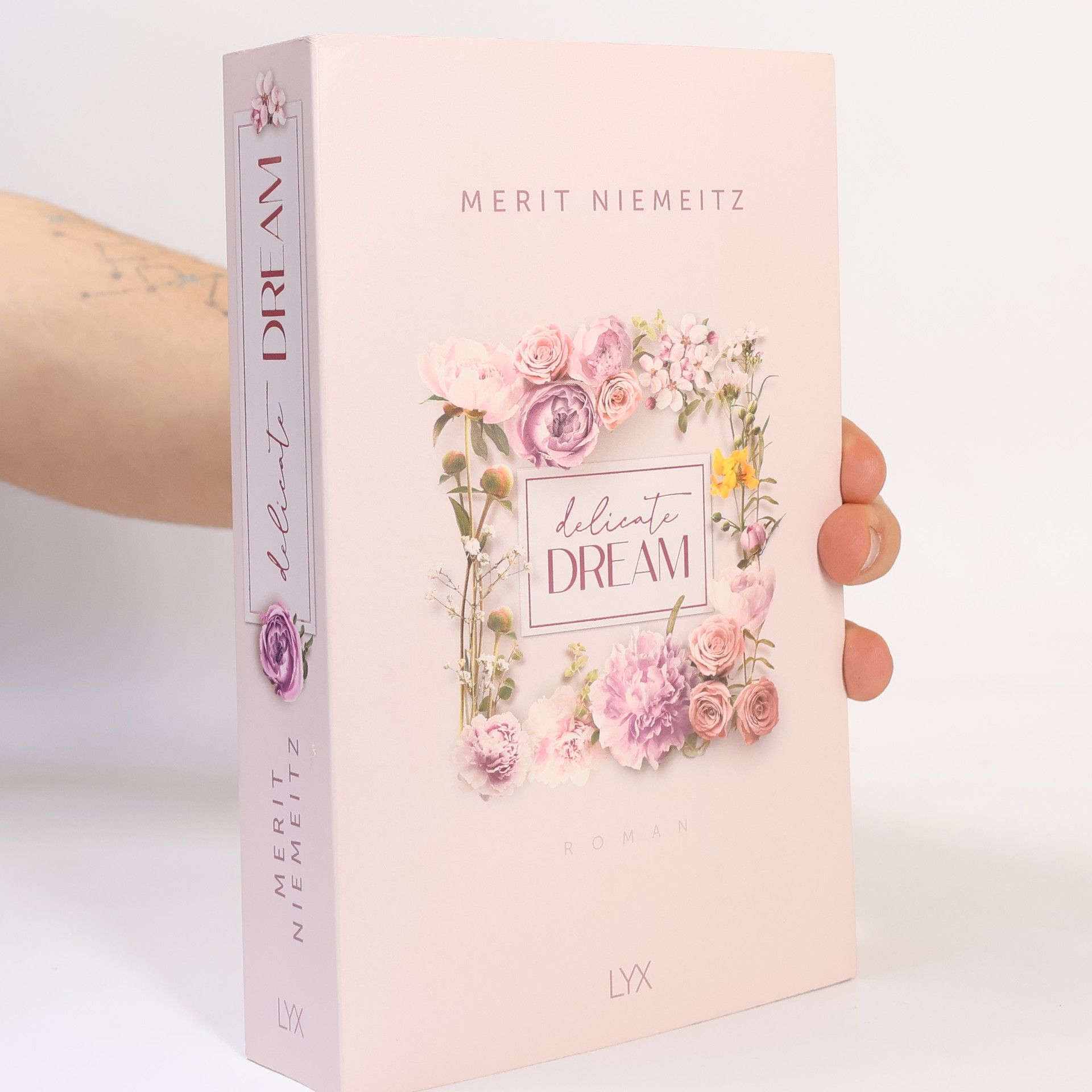 Merit Niemeitz Delicate Dream