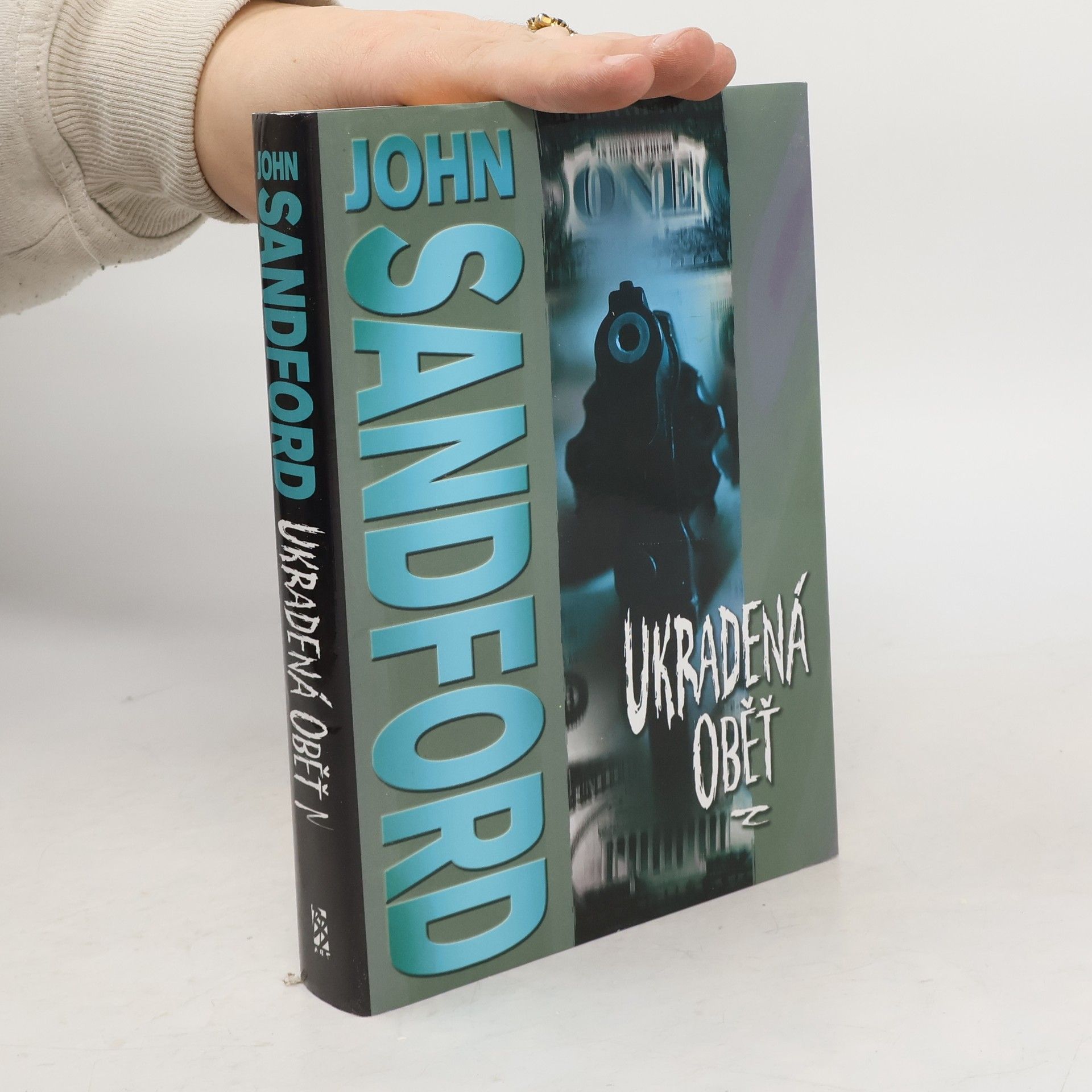 John Roswell Camp Ukradená oběť