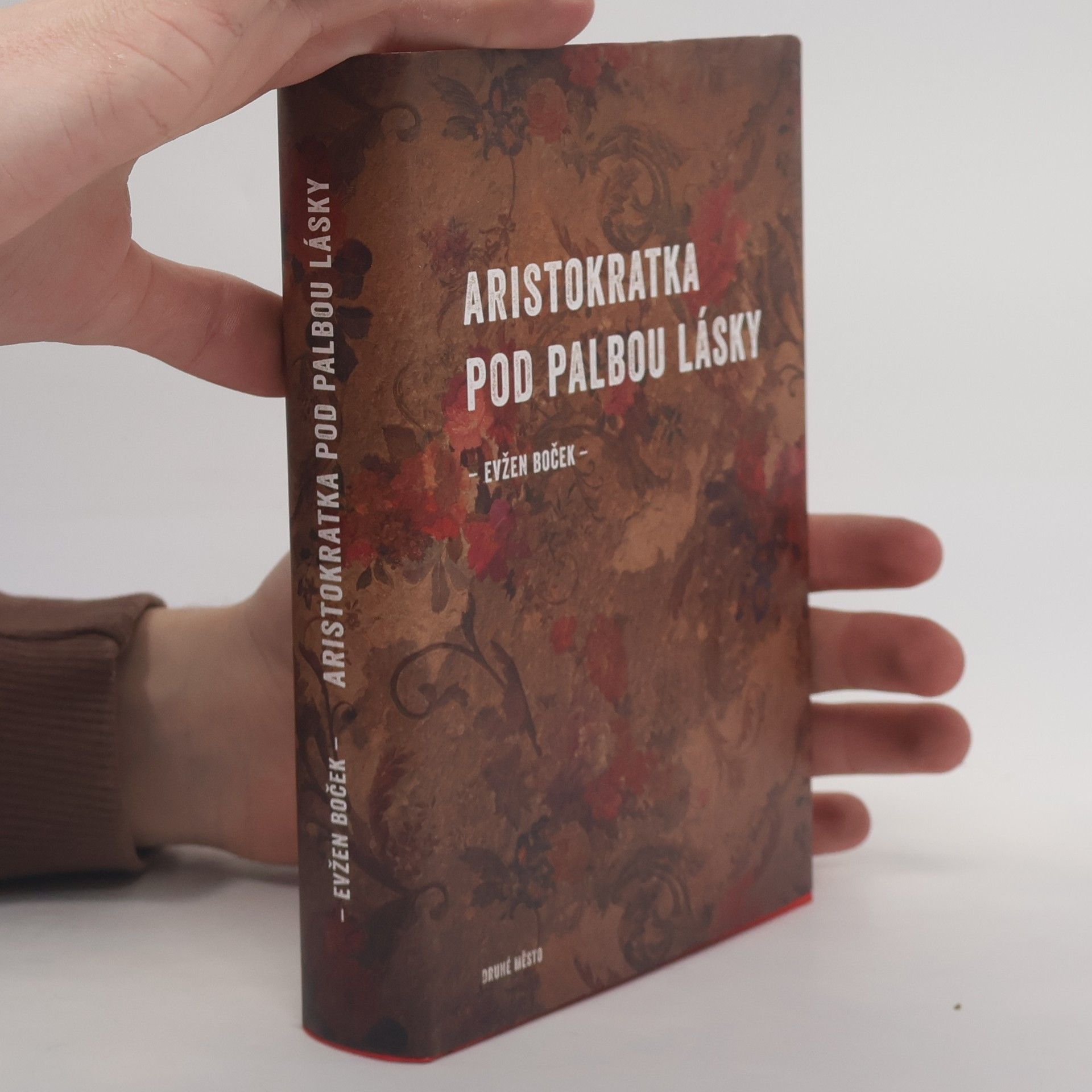 Evžen Boček Aristokratka pod palbou lásky