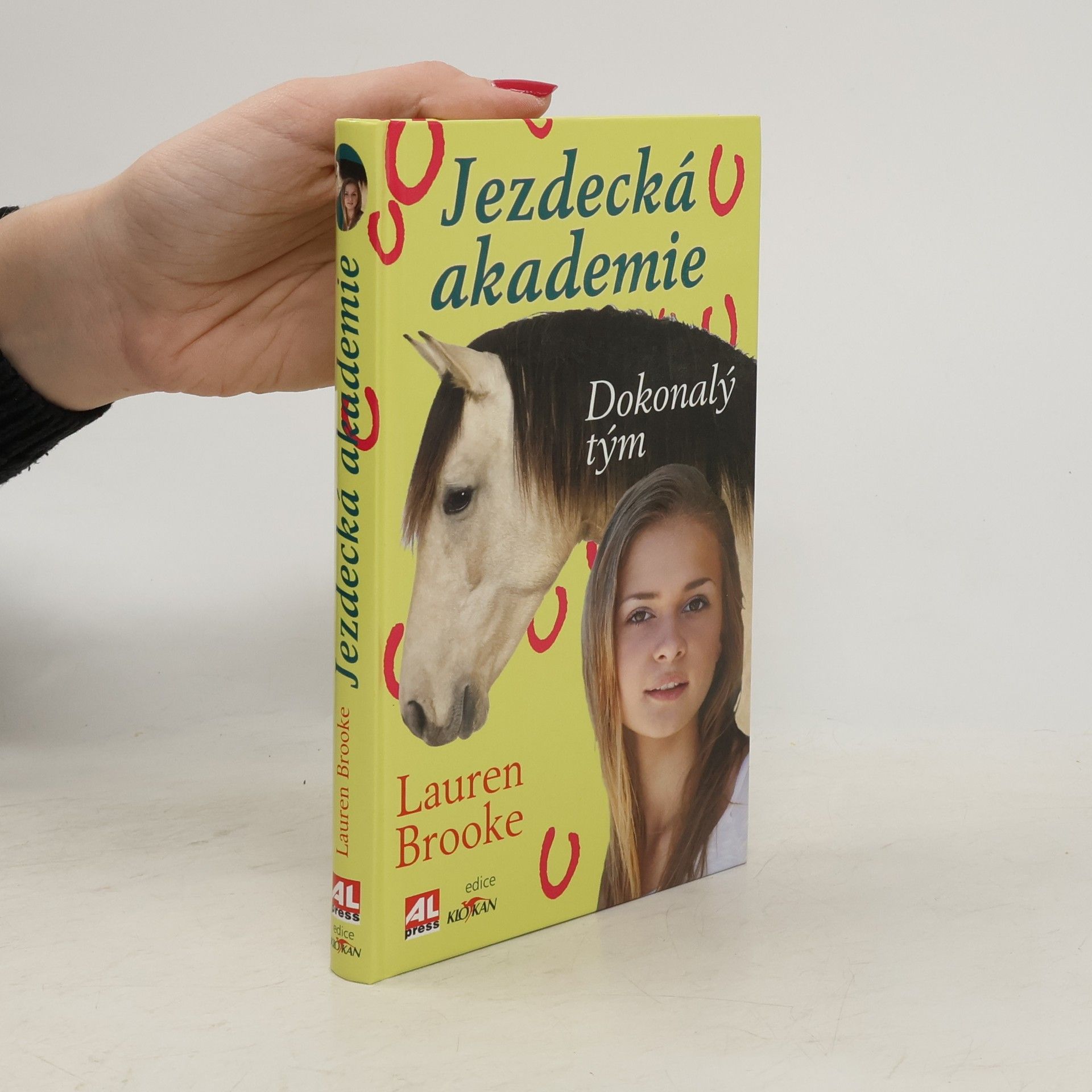 Lauren Brooke Jezdecká akademie. Dokonalý tým