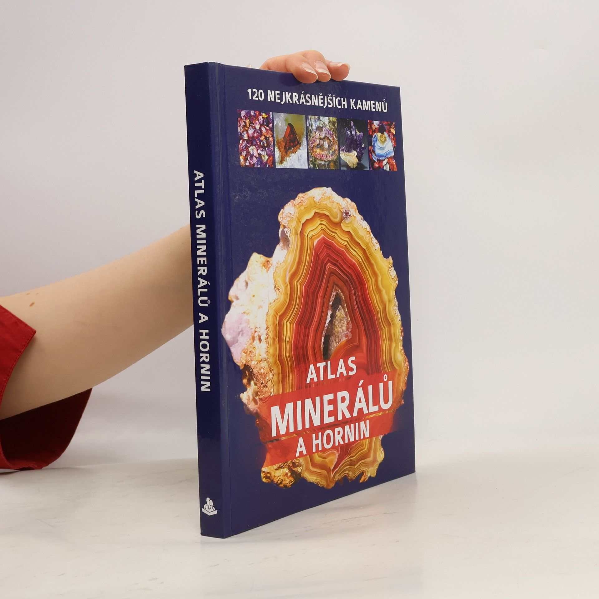 kolektiv Atlas minerálů a hornin