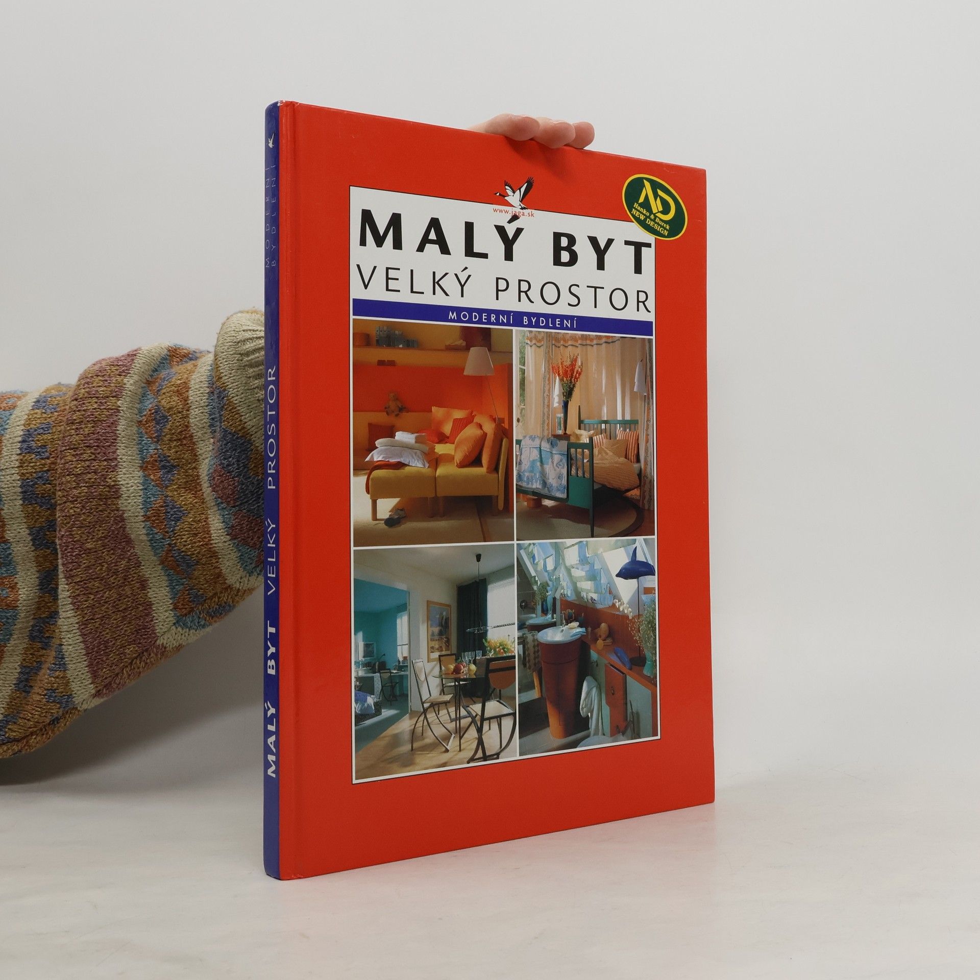 M. Teuchnerová Malý byt - velký prostor. Funkční, prostorově úsporné řešení hezkého bydlení