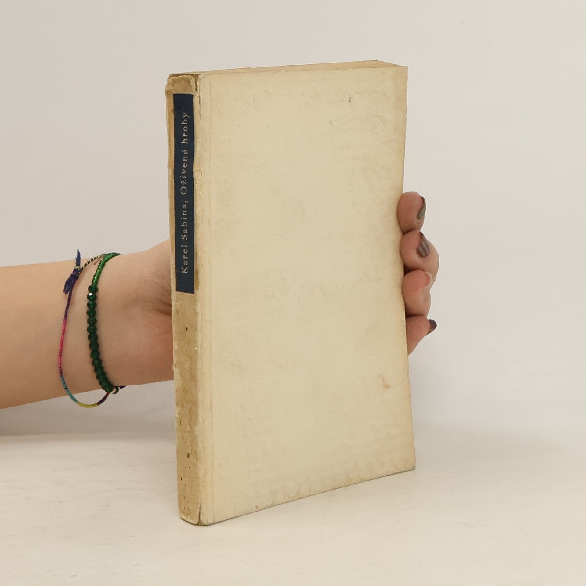 Karel Sabina Oživené hroby