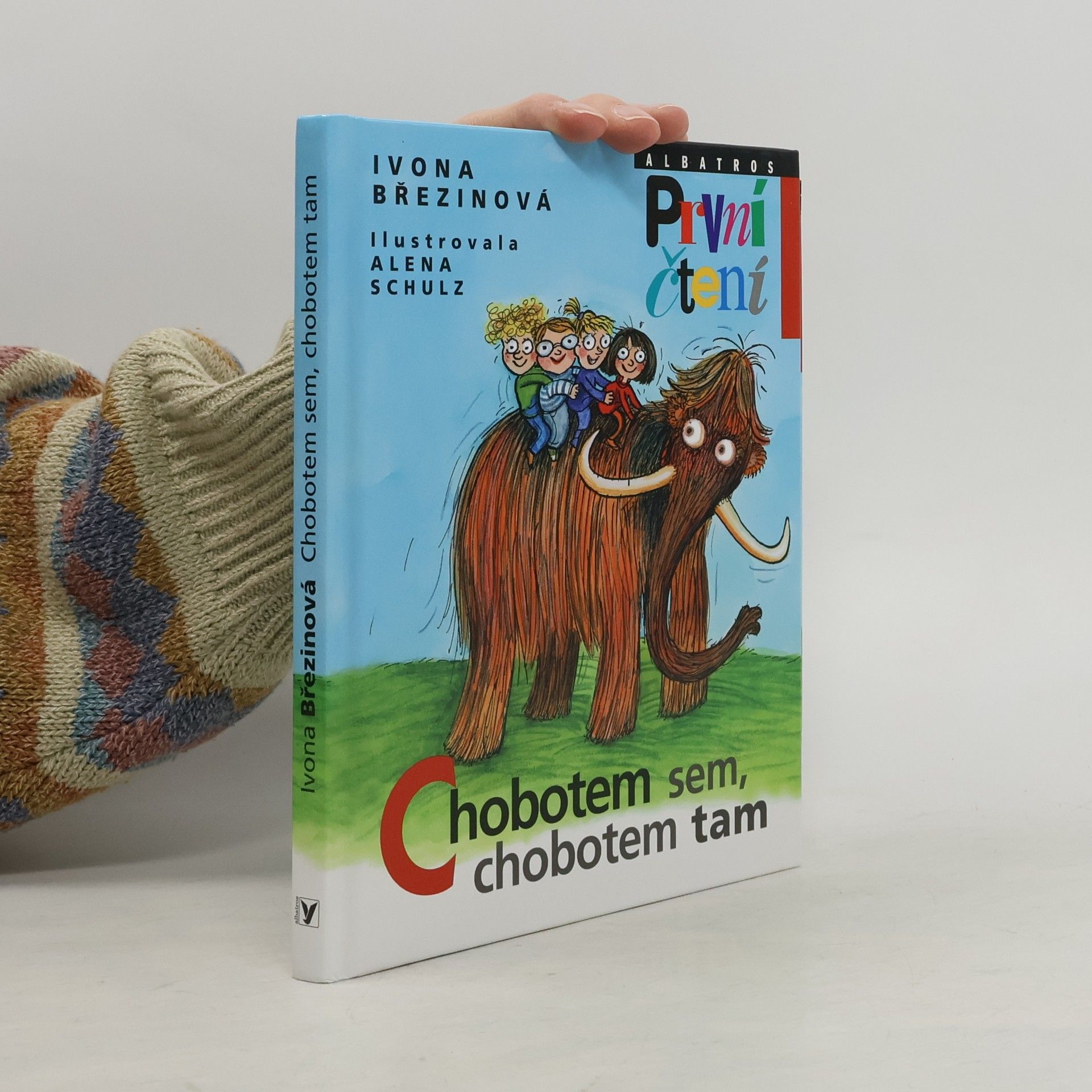 Chobotem sem, chobotem tam