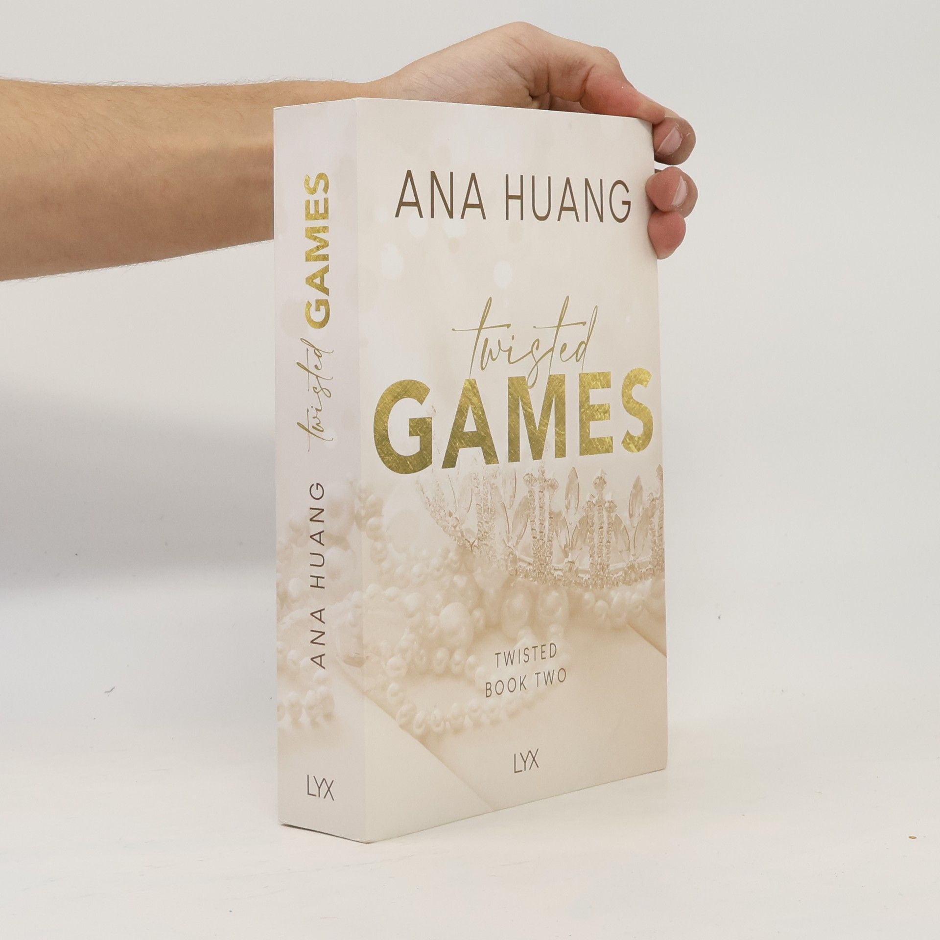 Ana Huang Twisted Games: English Edition by LYX
