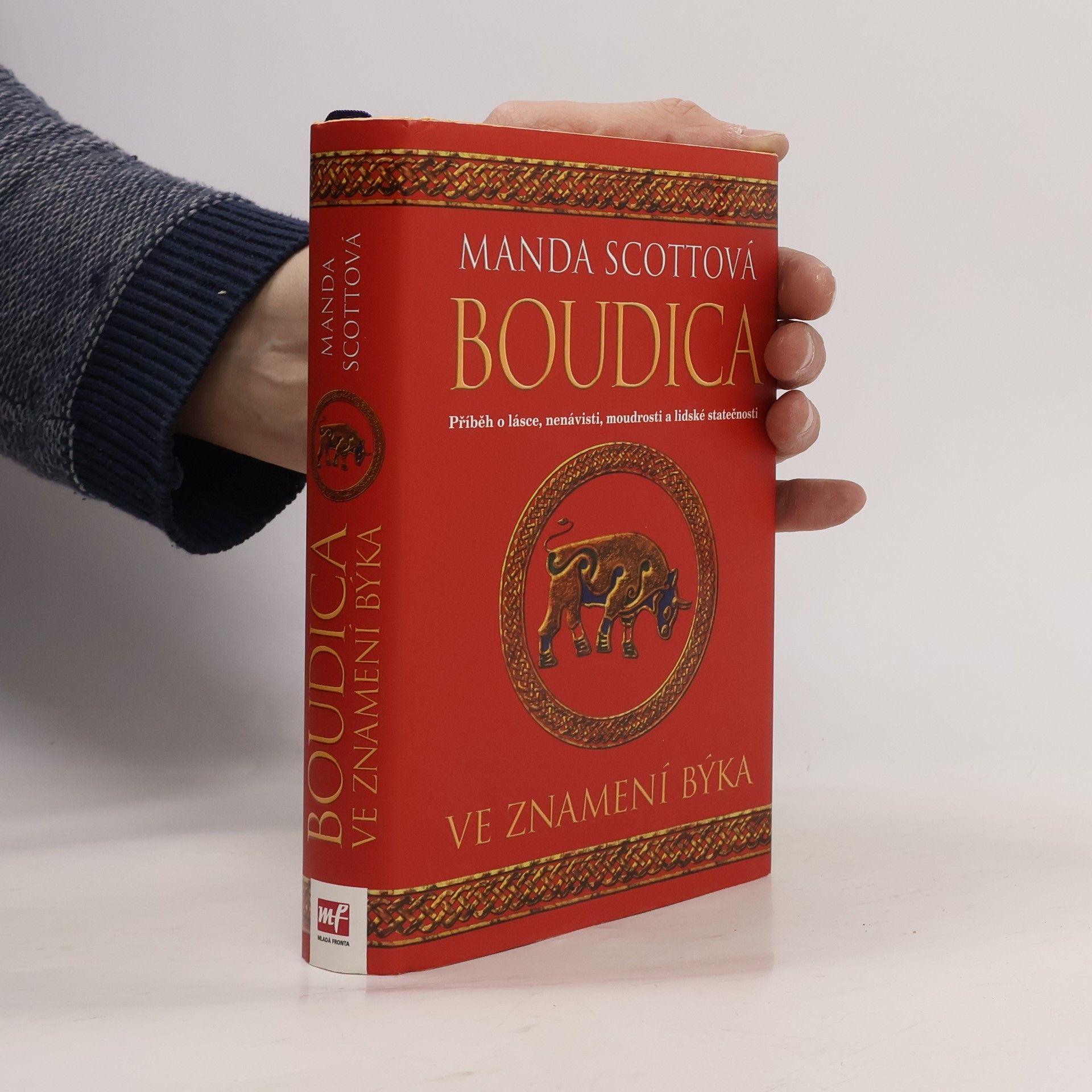 Manda Scott Boudica. Ve znamení býka