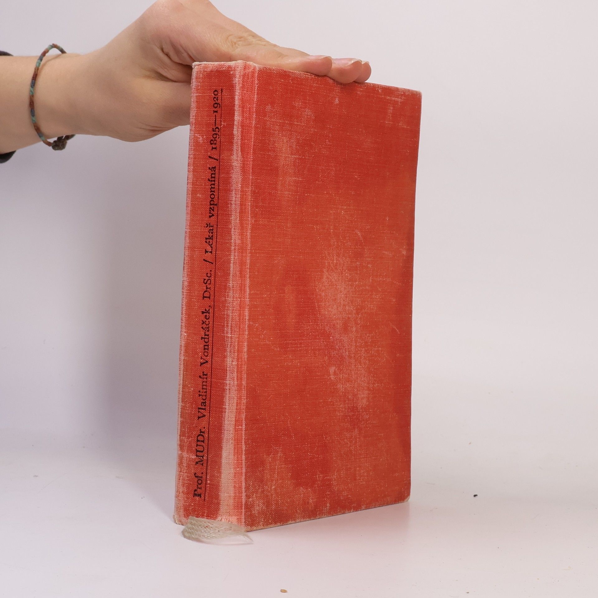 Vladimír Vondráček Lékař vzpomíná