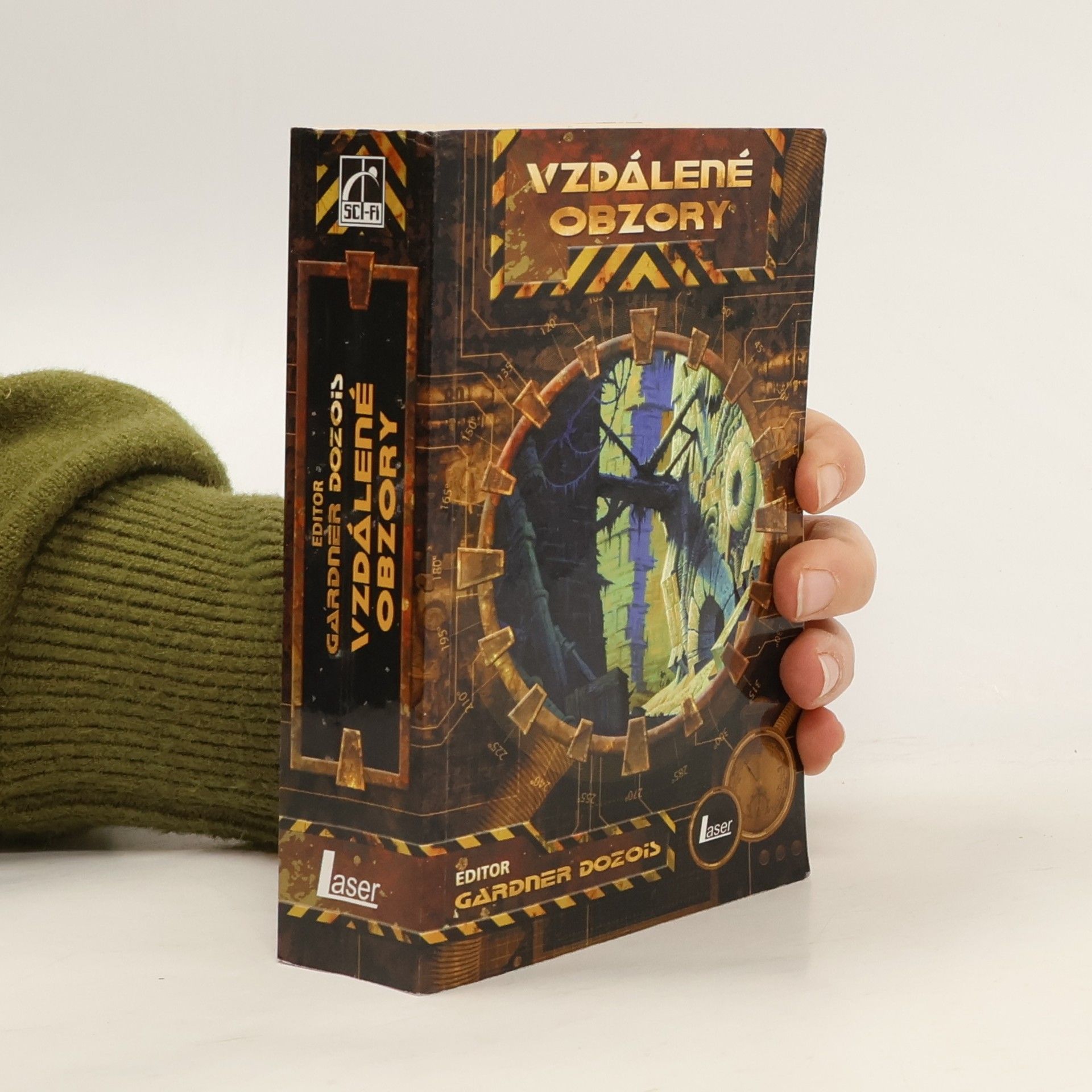 Gardner R. Dozois Vzdálené obzory