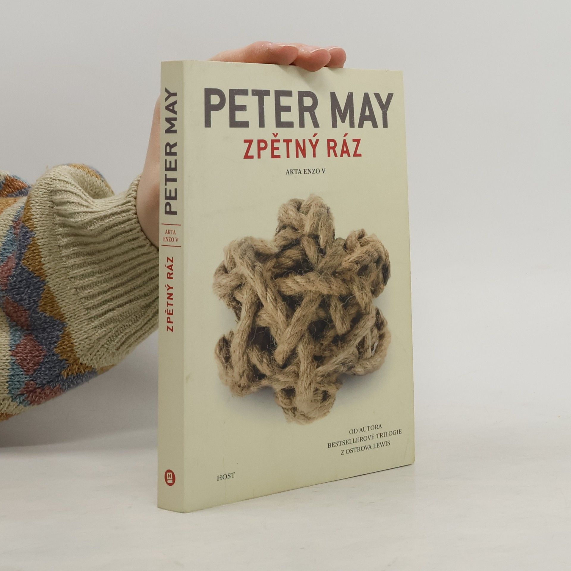 Peter May Zpětný ráz