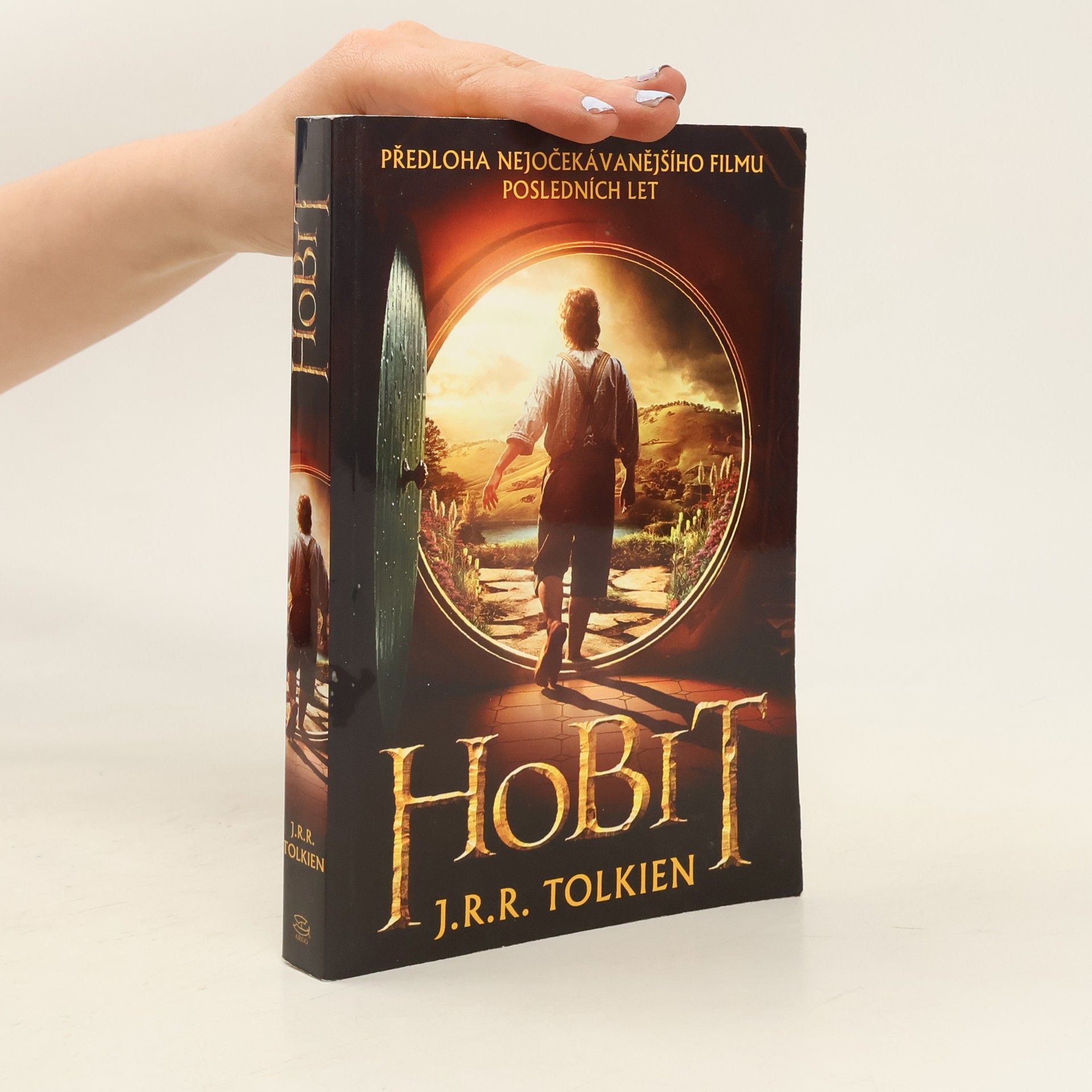 J. R. R. Tolkien Hobit, aneb, Cesta tam a zase zpátky