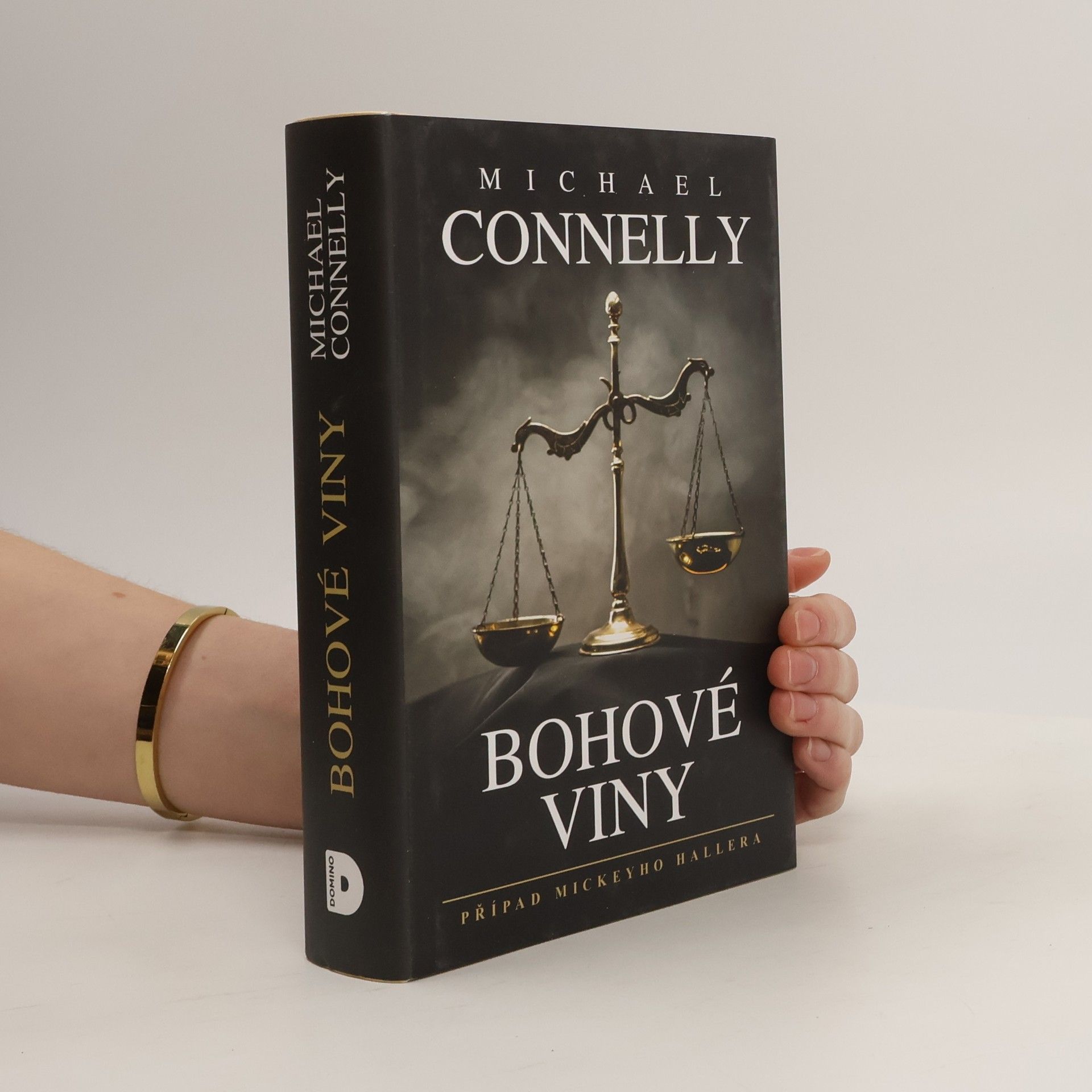 Michael Connelly Bohové viny