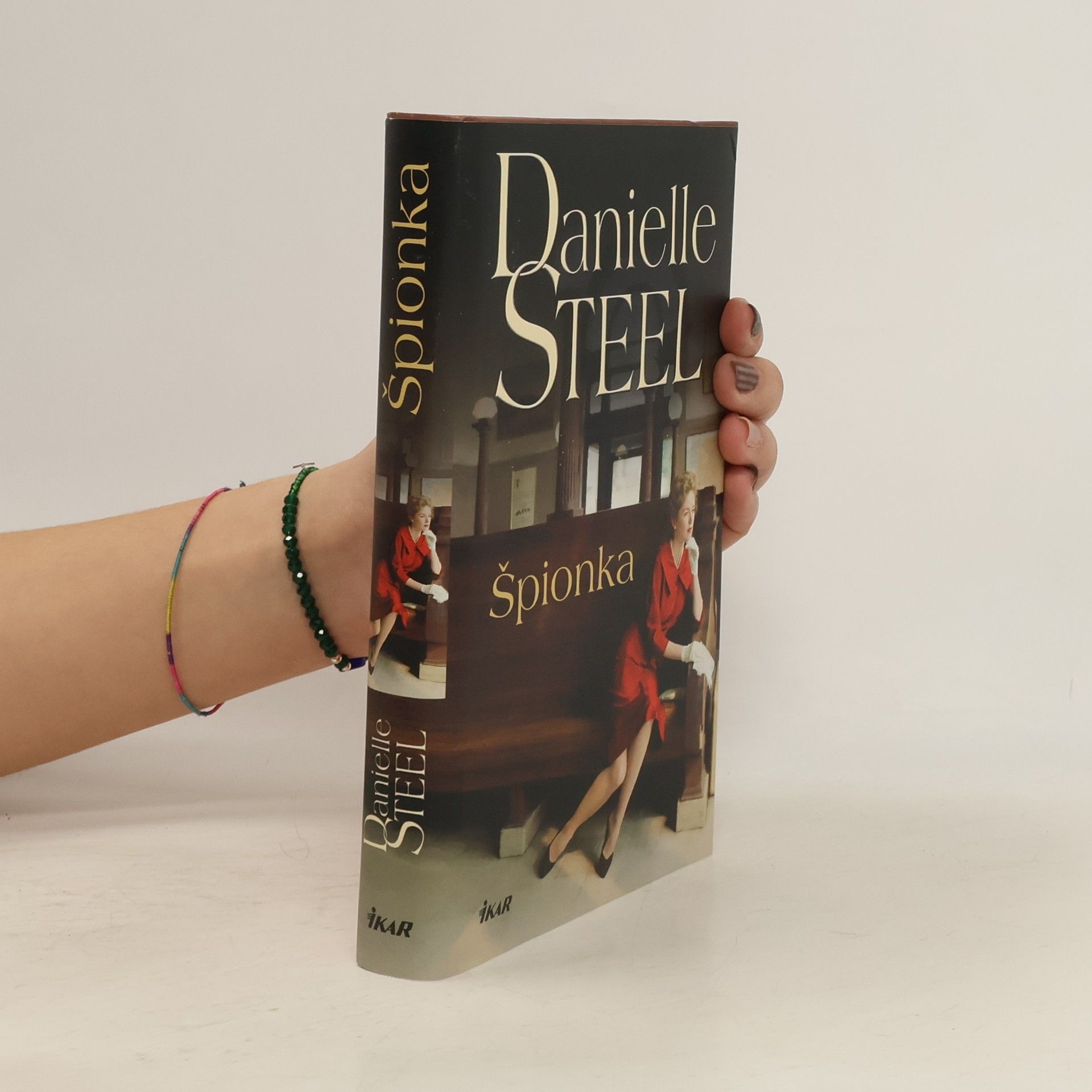 Danielle Steel Špionka