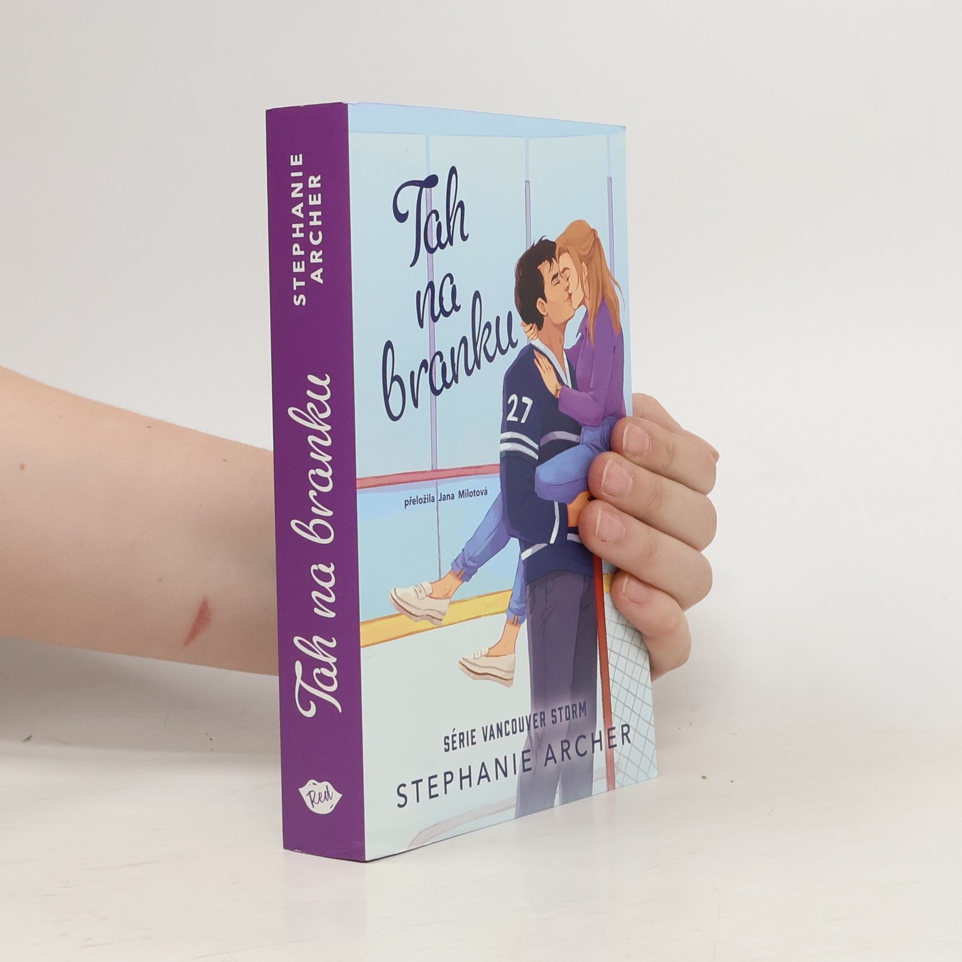 Stephanie Archer Tah na branku