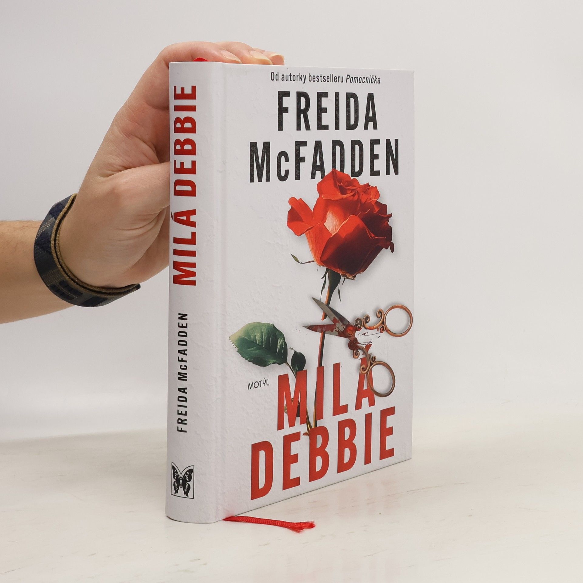 Freida McFadden Milá Debbie