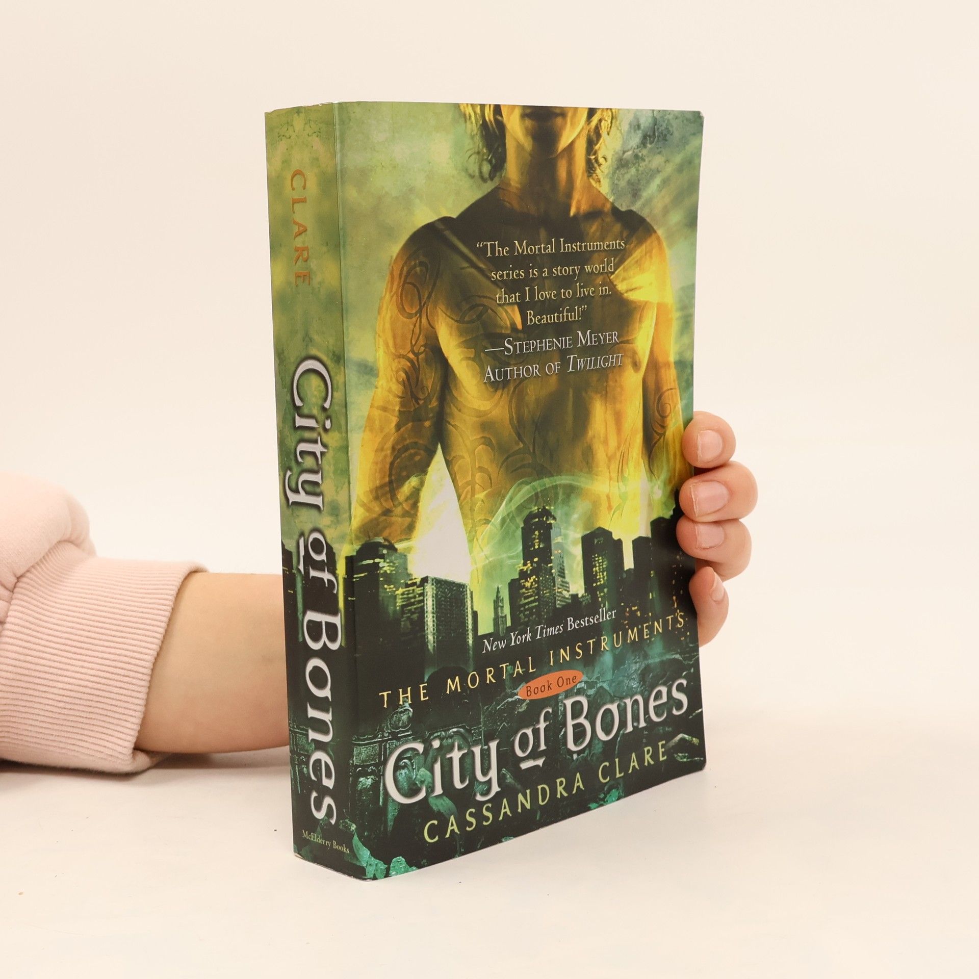 Cassandra Clare City of Bones
