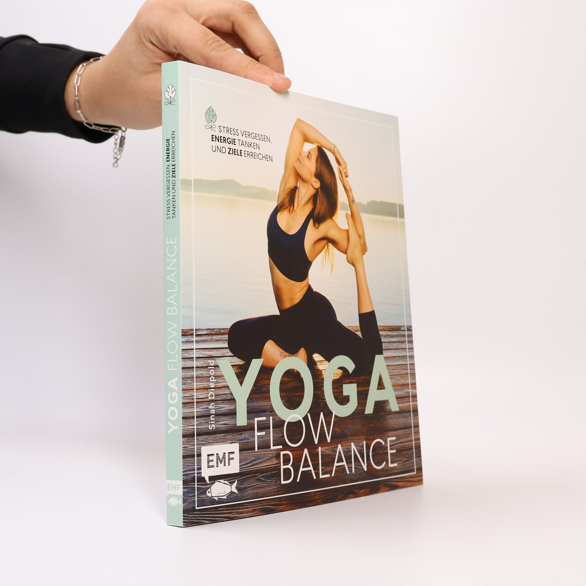 Sinah Diepold Yoga Flow Balance