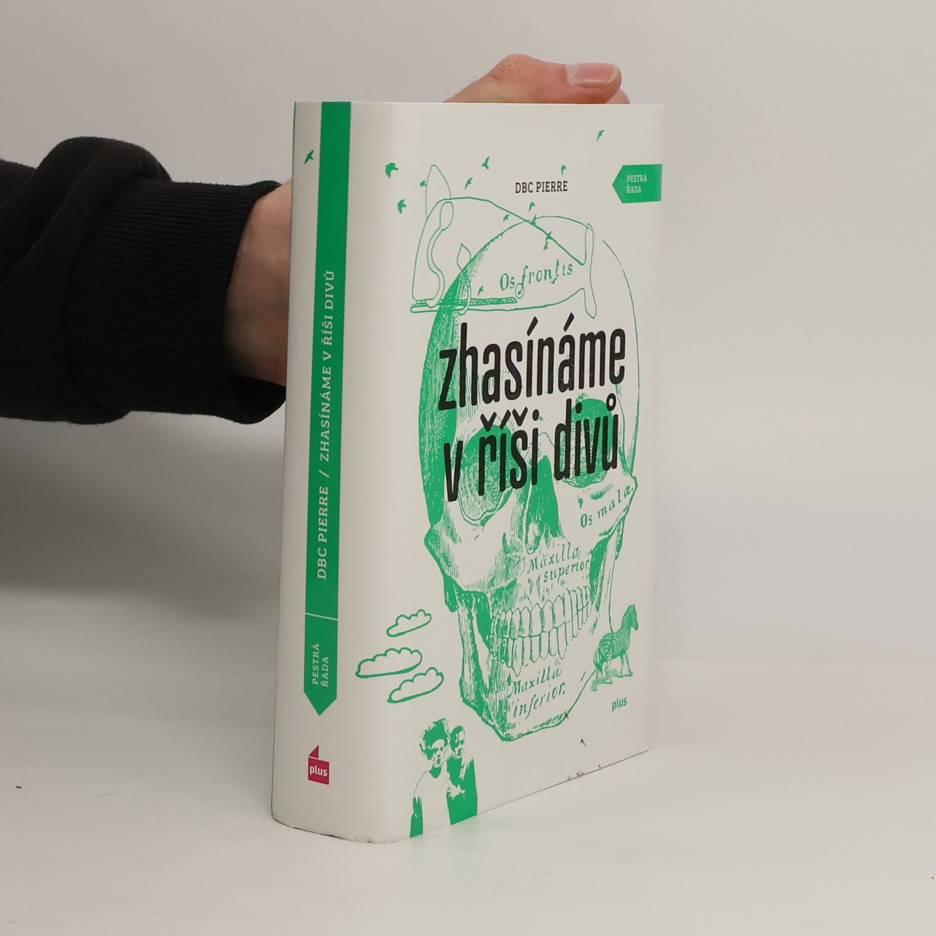 DBC Pierre Zhasínáme v říši divů