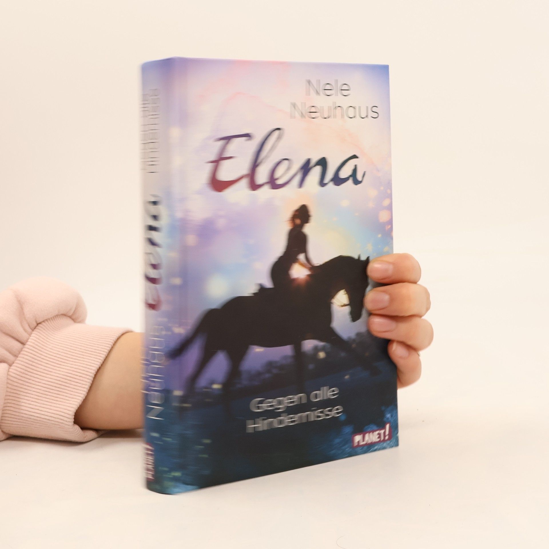 Nele Neuhaus Elena. Gegen alle Hindernisse