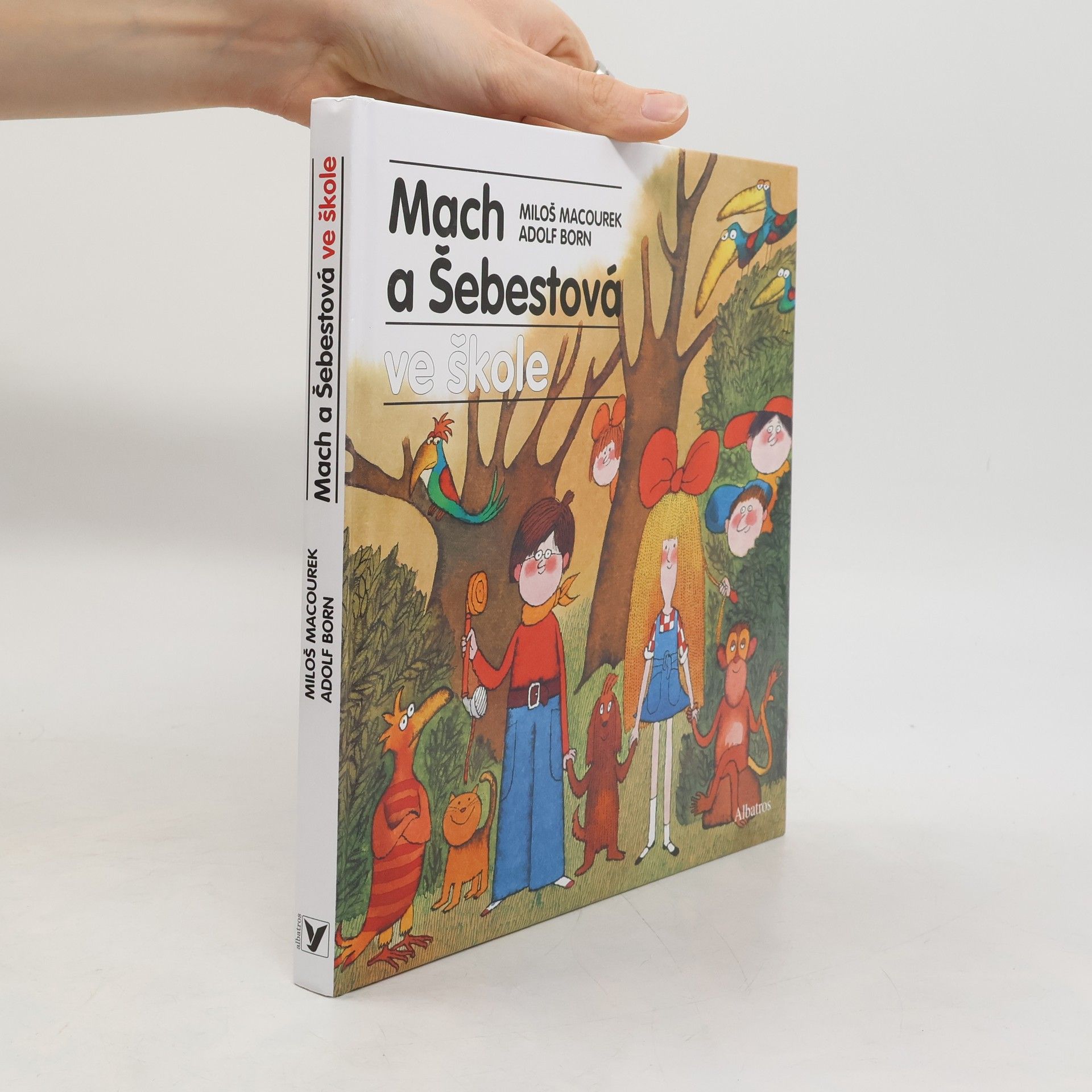 Miloš Macourek Mach a Šebestová ve škole