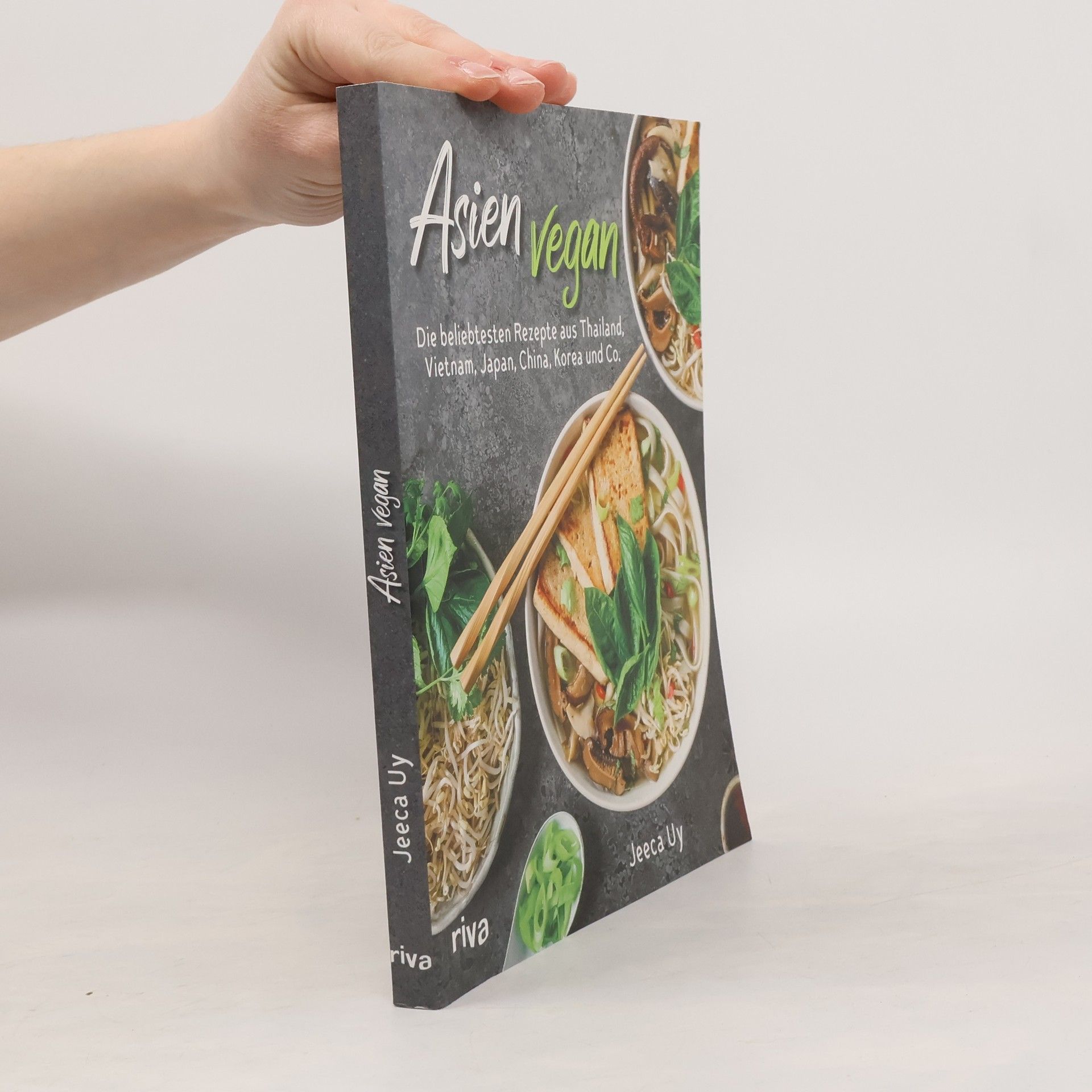 Jeeca Uy Asien vegan