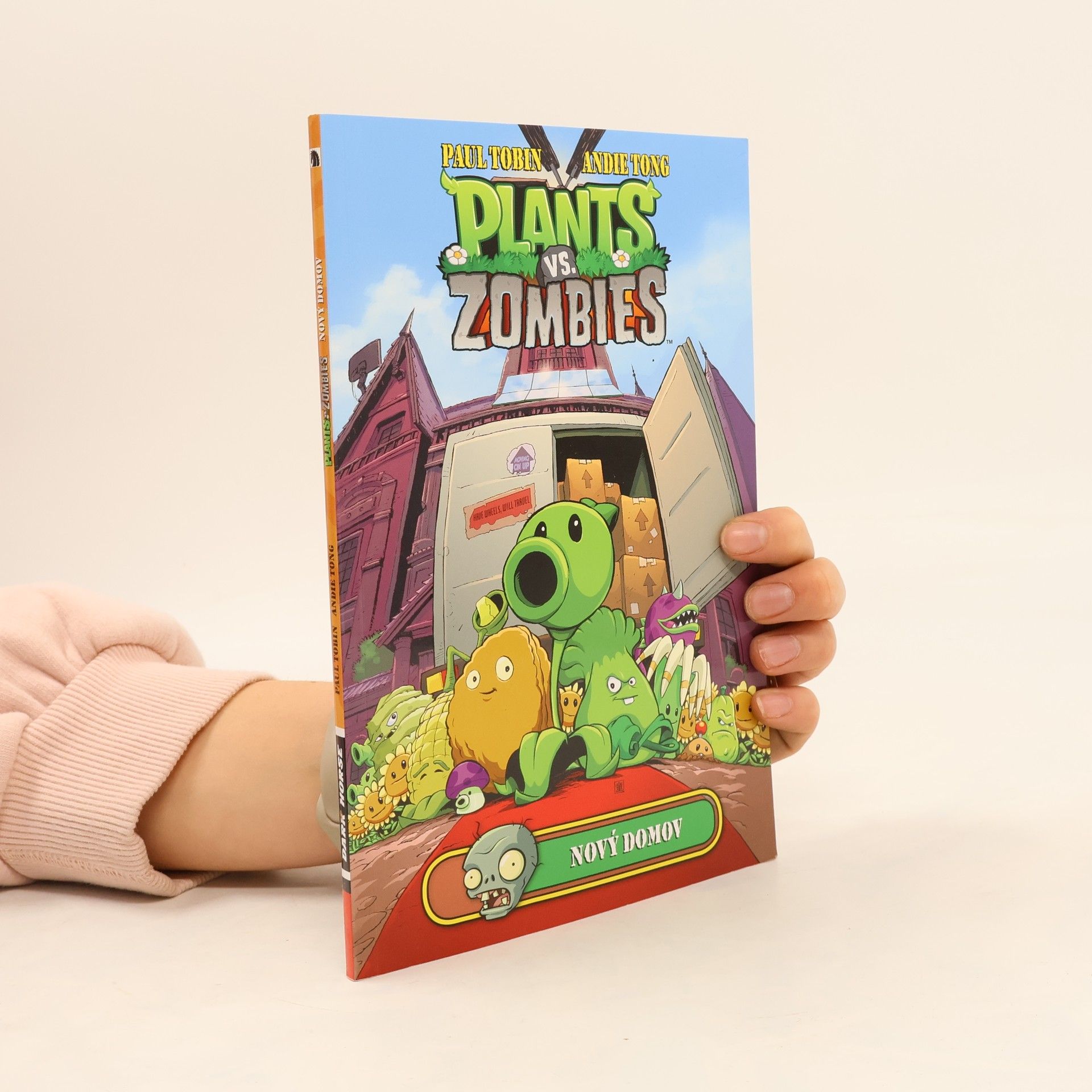 Paul Tobin Plants vs. Zombies. Nový domov