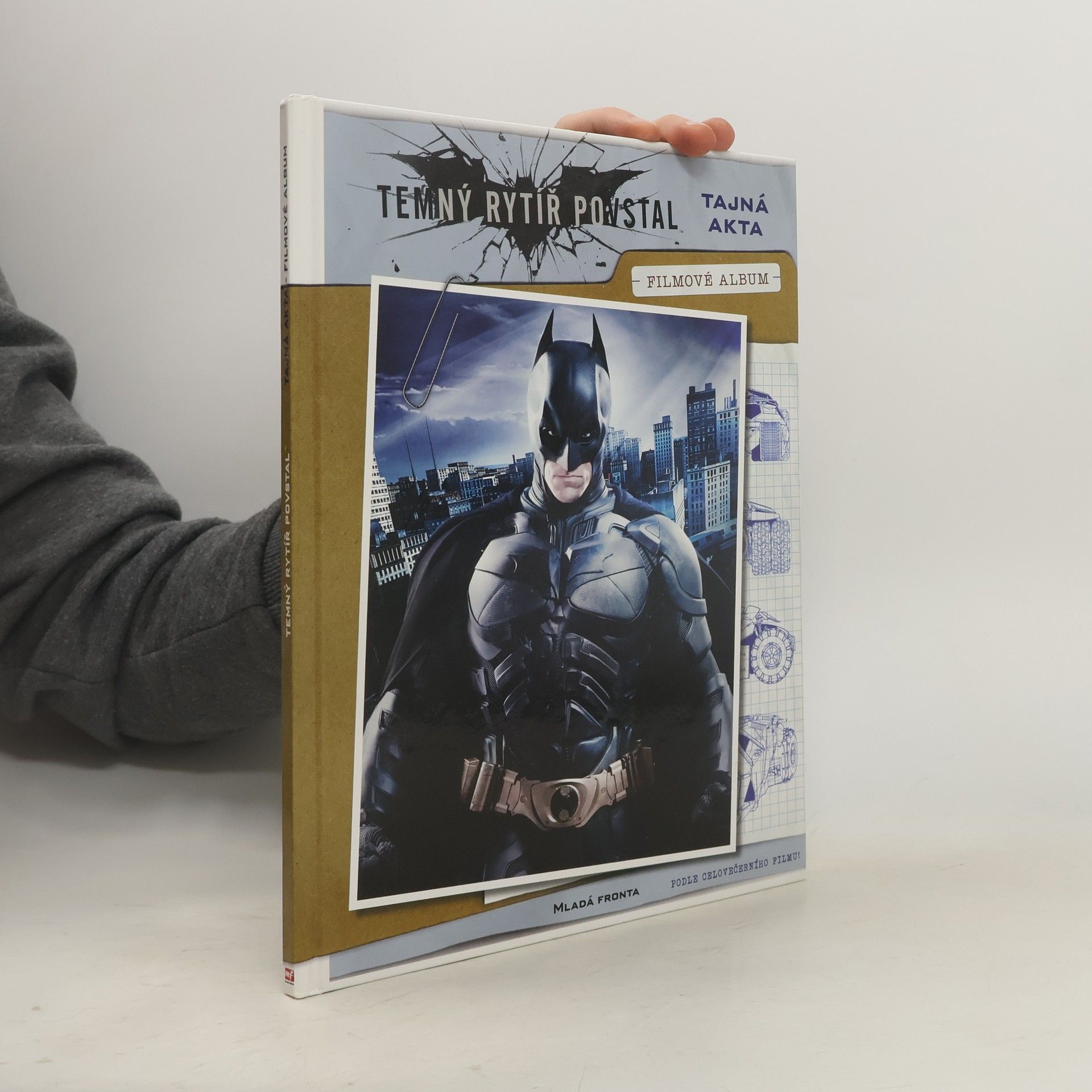 Brandon T. Snider Temný rytíř povstal. Tajná akta. Filmové album