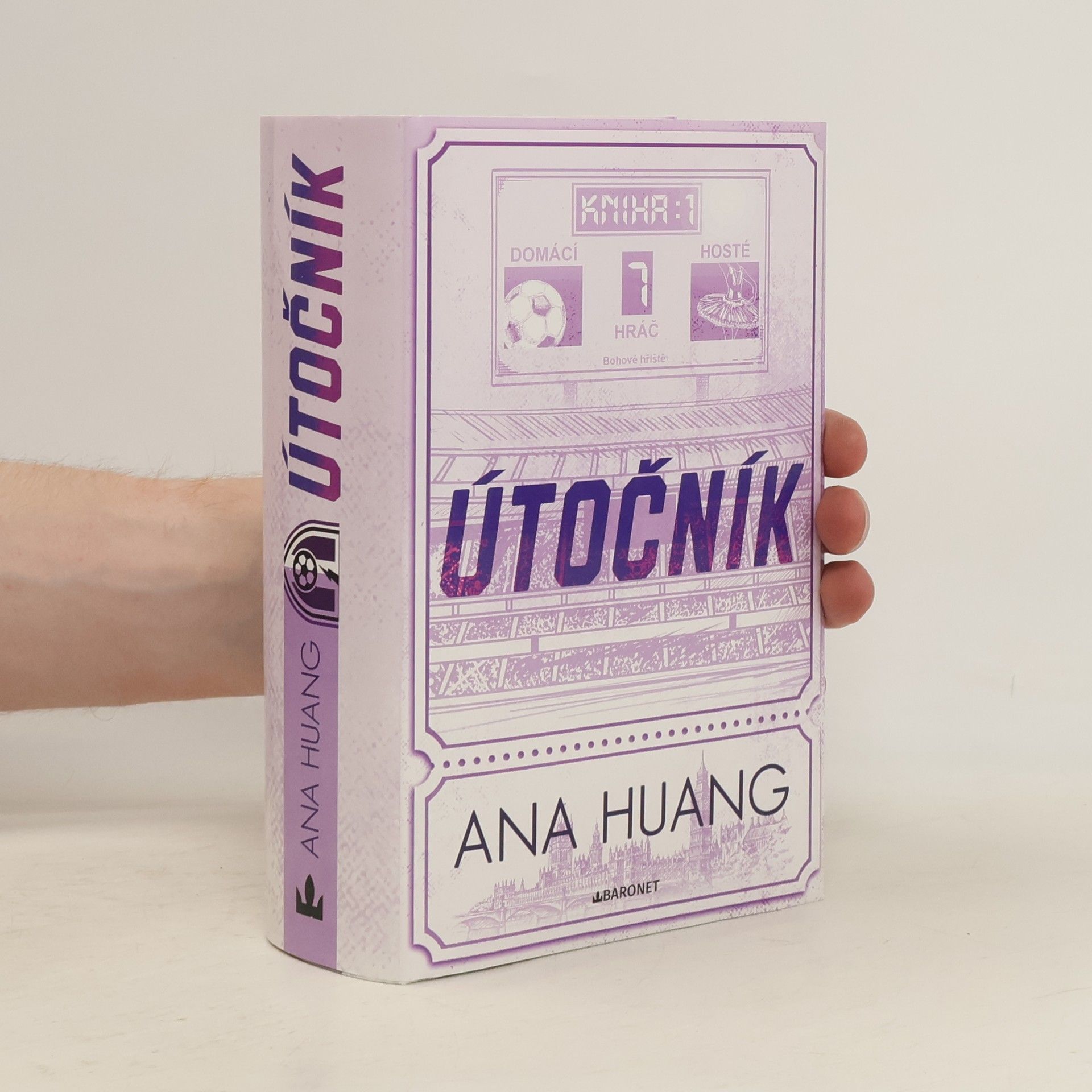 Ana Huang Útočník