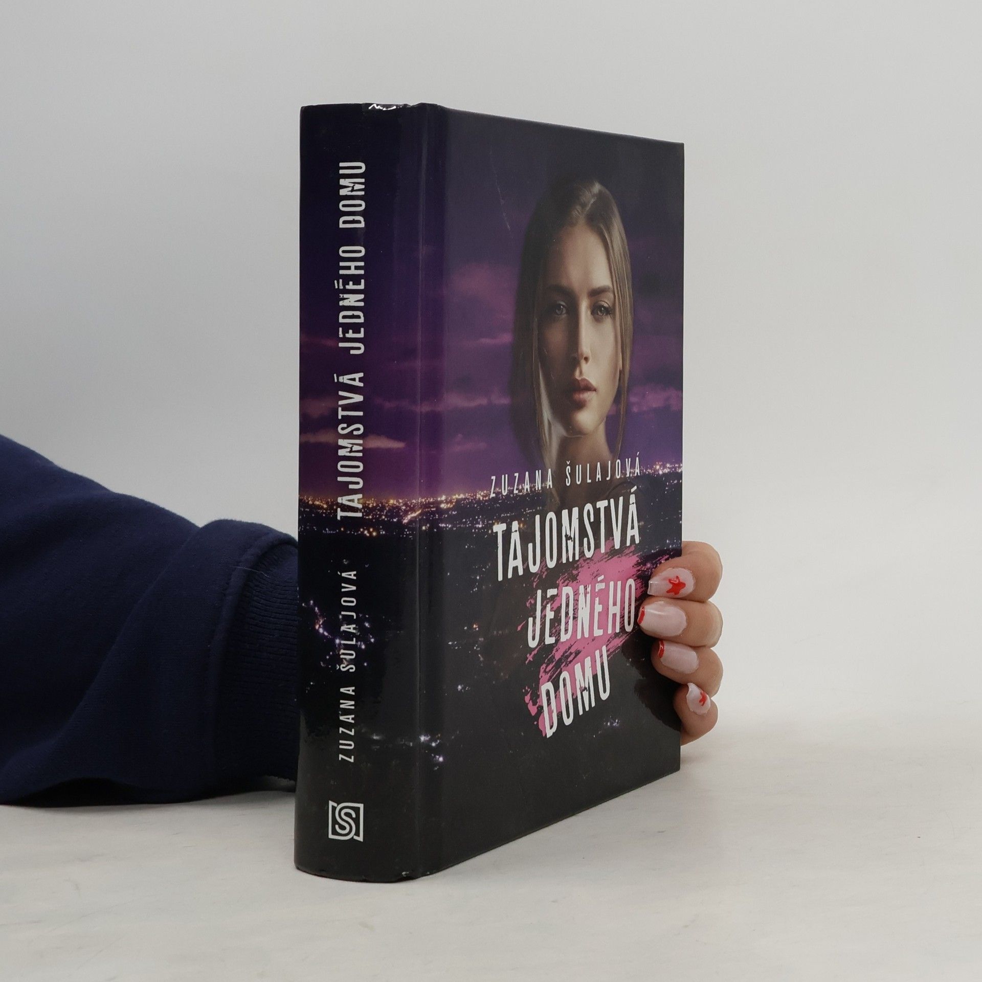 Zuzana Šulajová Tajomstvá jedného domu