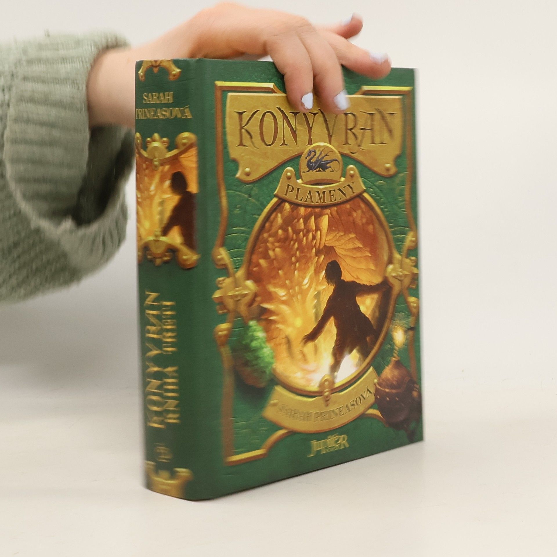 Sarah Prineas Konyvran. Kniha třetí, Plameny