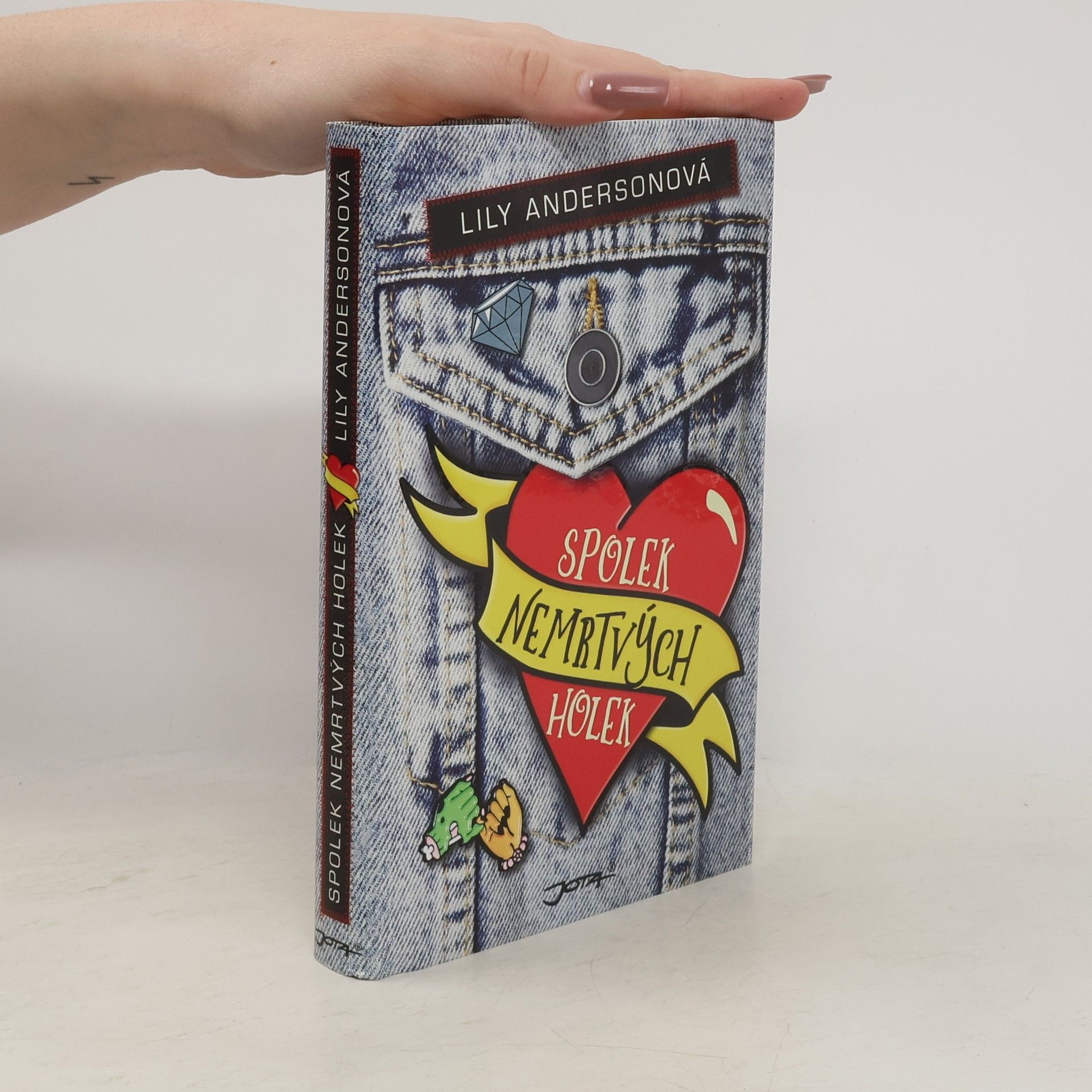 Lily Anderson Spolek nemrtvých holek