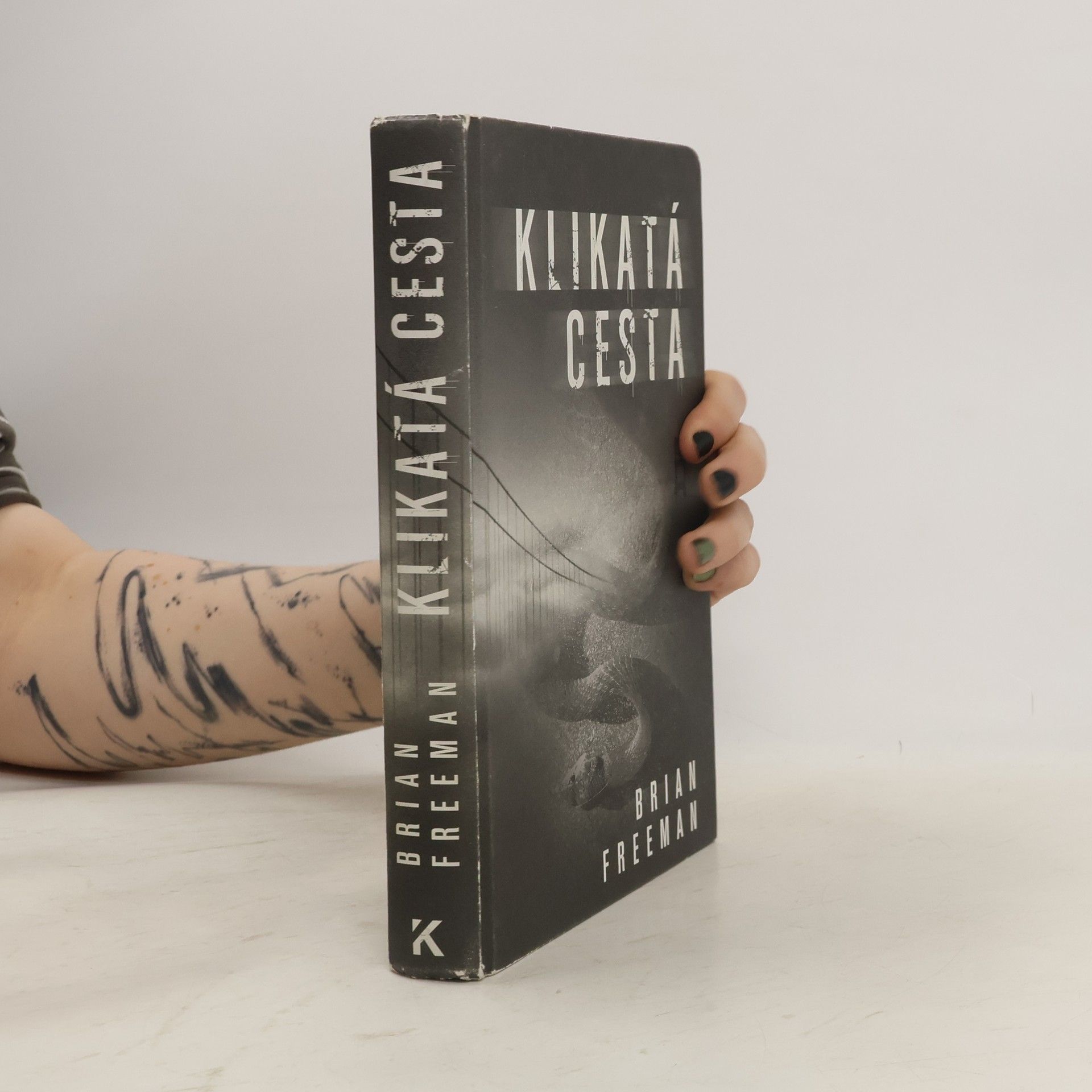 Brian Freeman Klikatá cesta