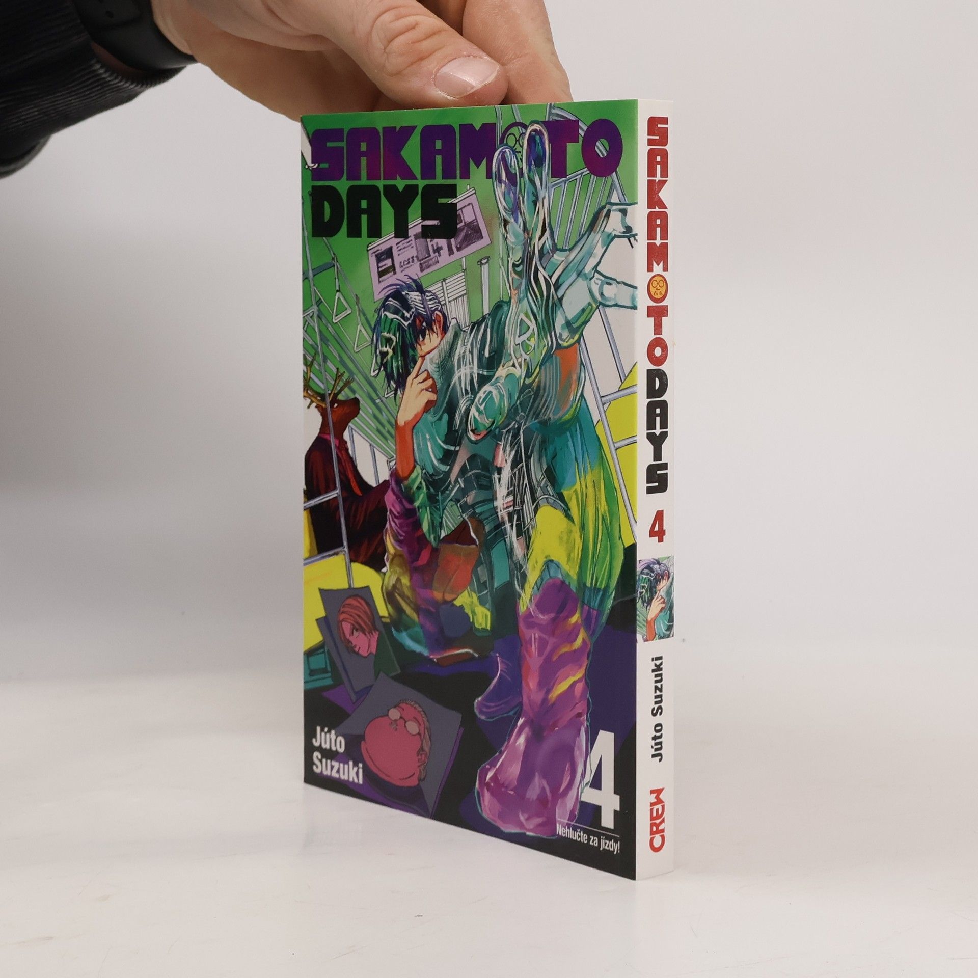 Anna Křivánková Sakamoto days. 4, Nehlučte za jízdy!