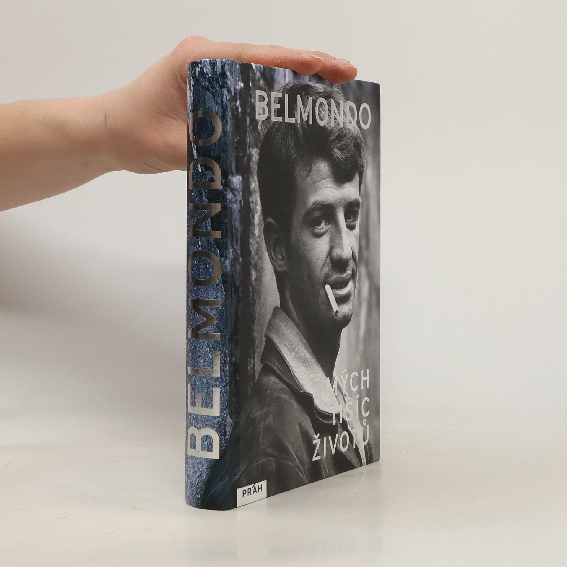 Mých tisíc životů