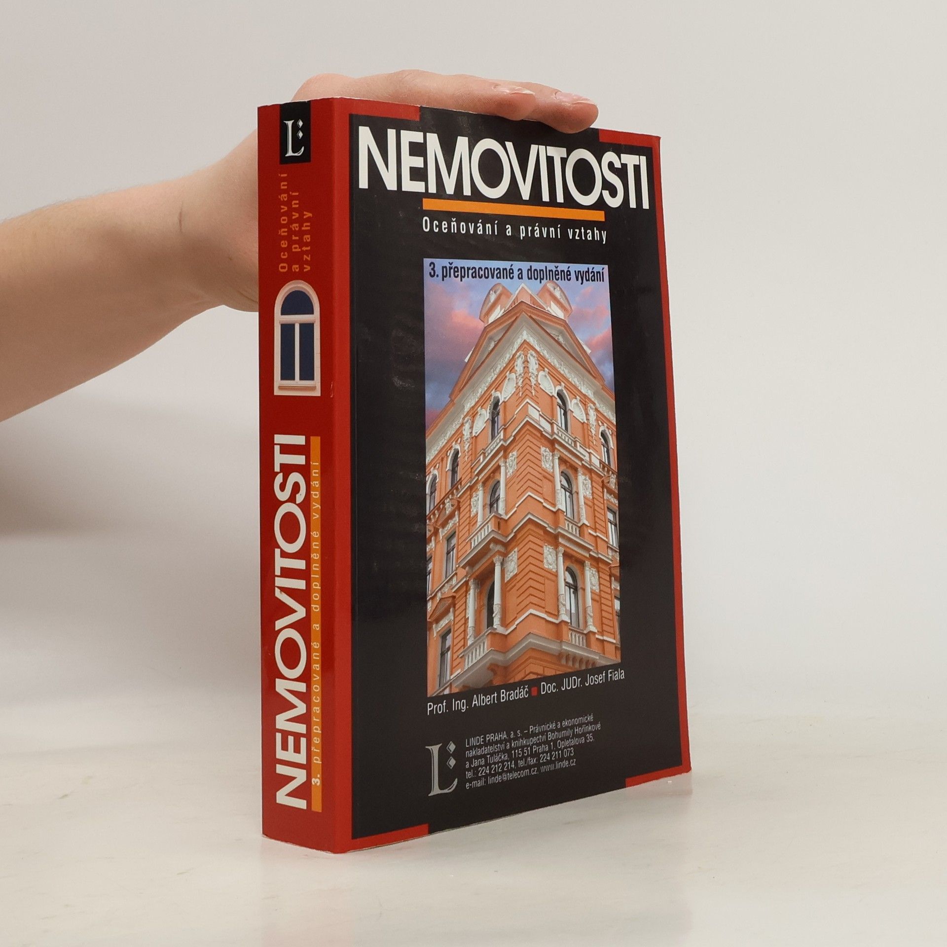 Albert Bradáč Nemovitosti : oceňování a právní vztahy