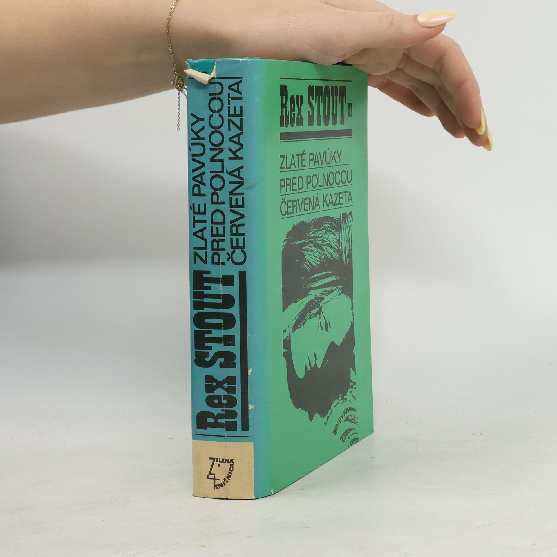 Rex Stout Zlaté pavúky. Pred polnocou. Červená kazeta