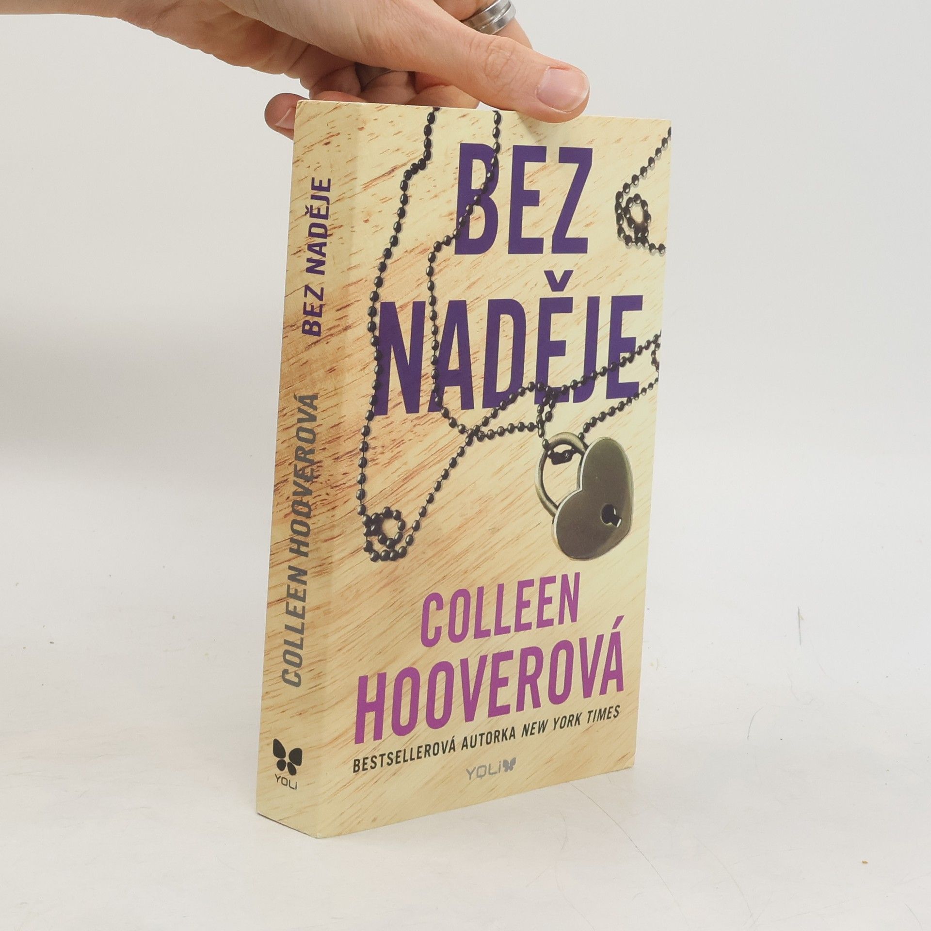 Colleen Hoover Bez naděje