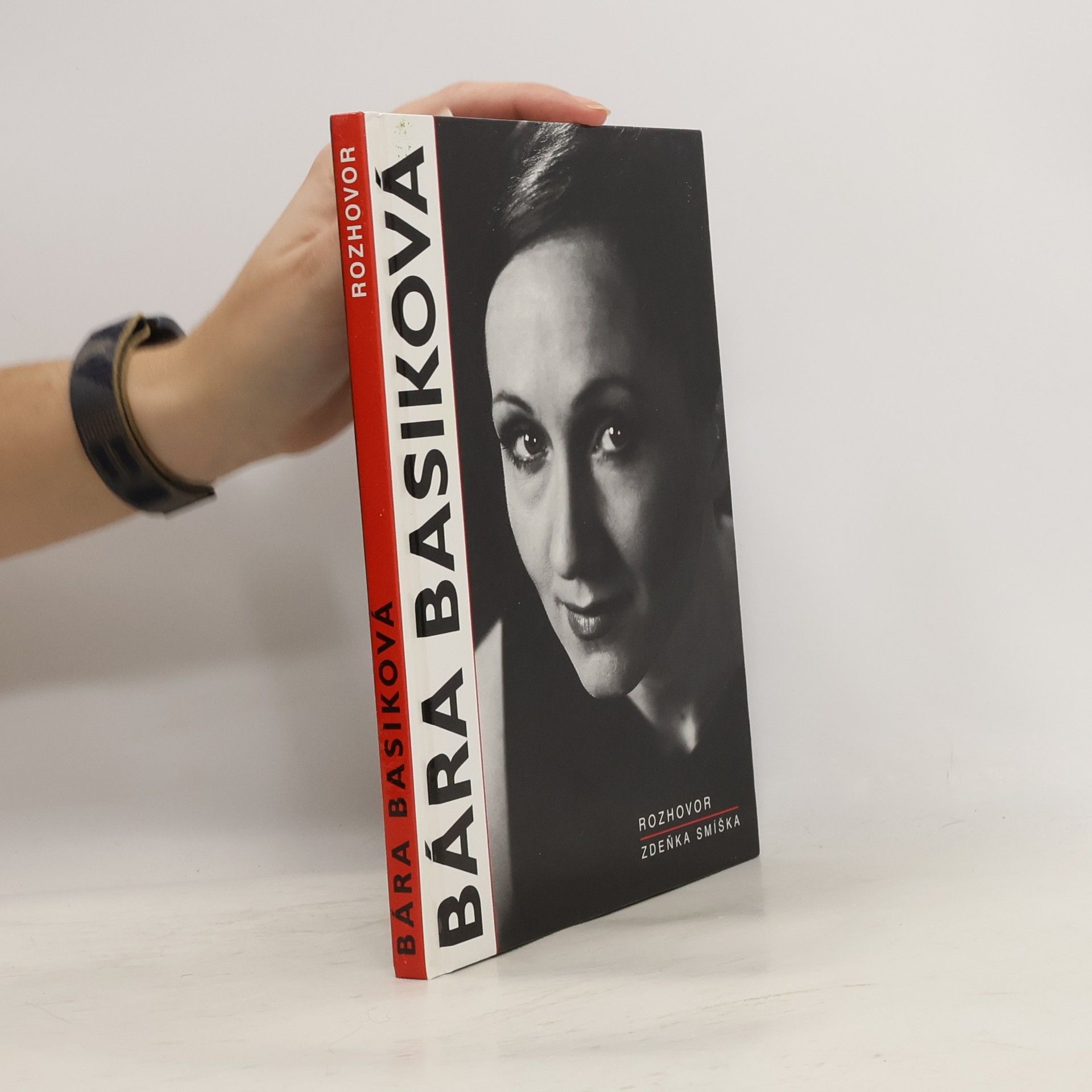 Bára Basiková Bára Basiková. Rozhovor Zdeňka Smíška