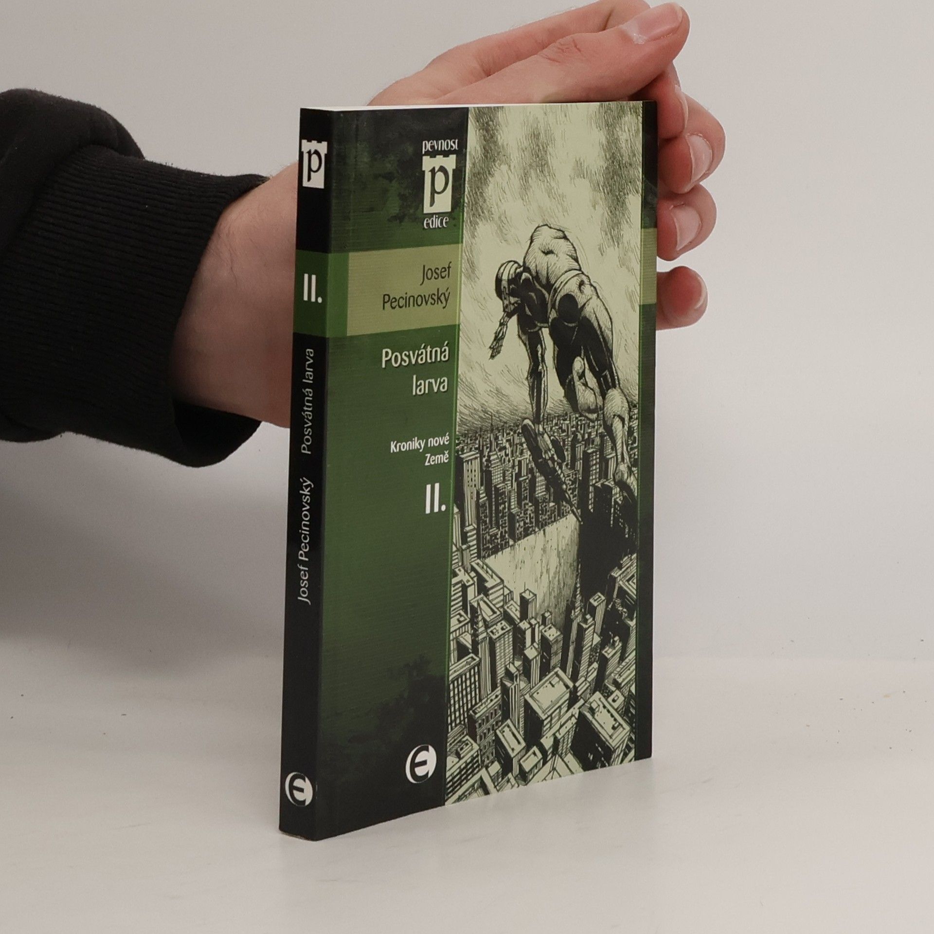 Josef Pecinovský Posvátná larva