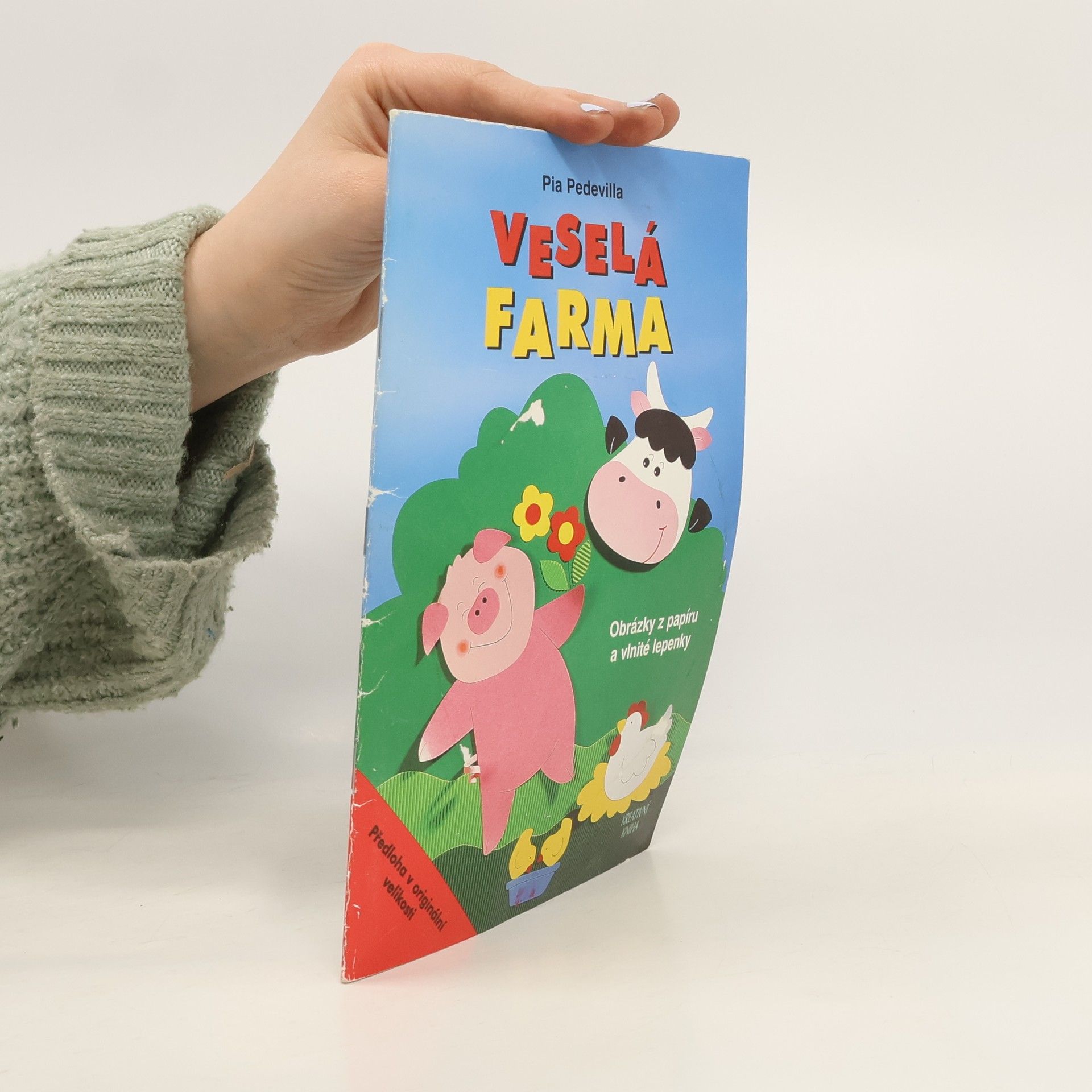 Pia Pedevilla Veselá farma : práce s barevným papírem a vlnitou lepenkou