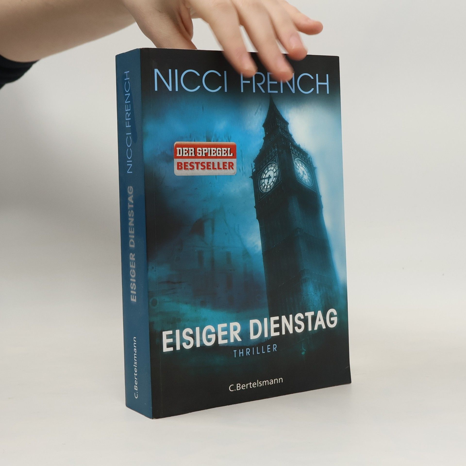 Nicci French Eisiger Dienstag