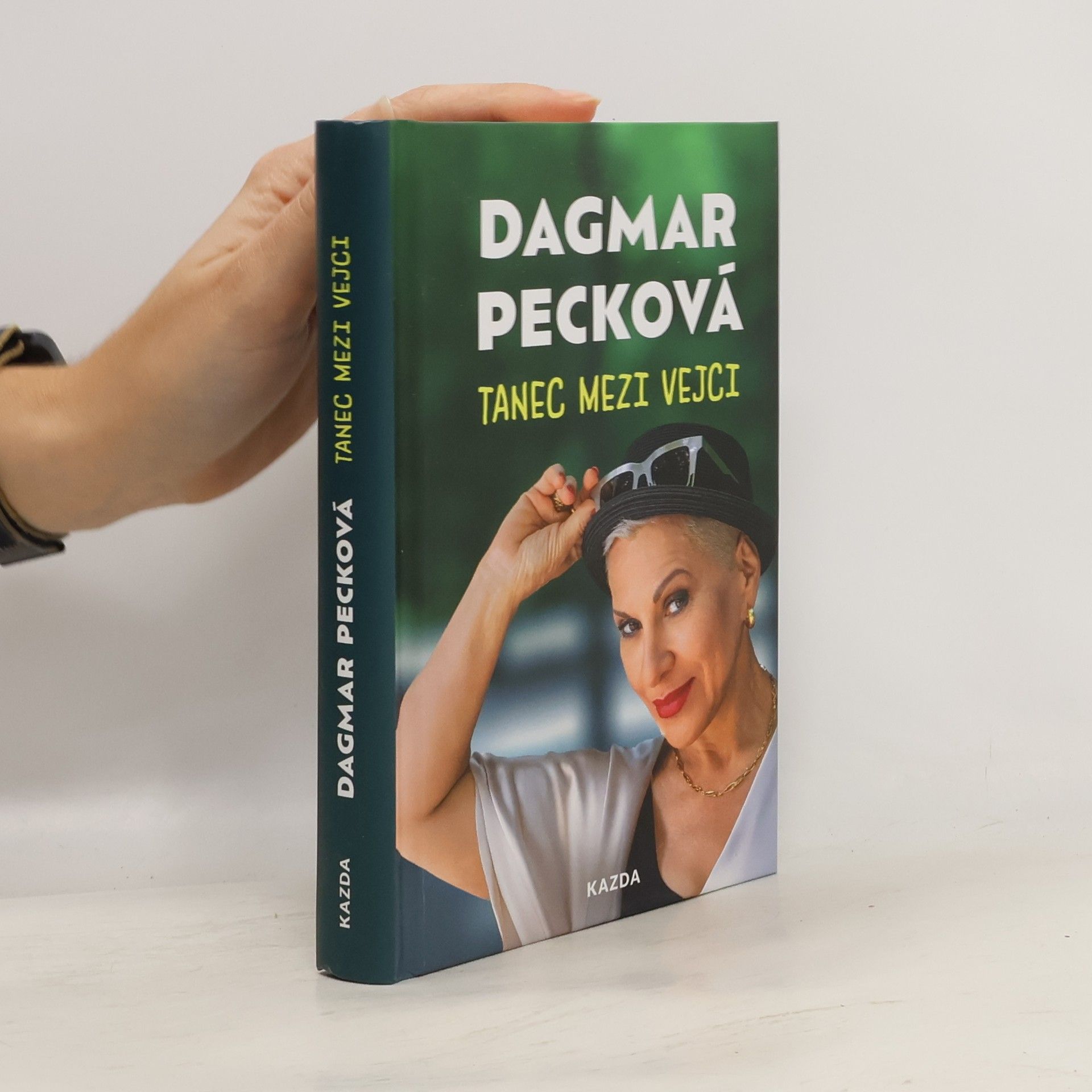 Dagmar Pecková Tanec mezi vejci