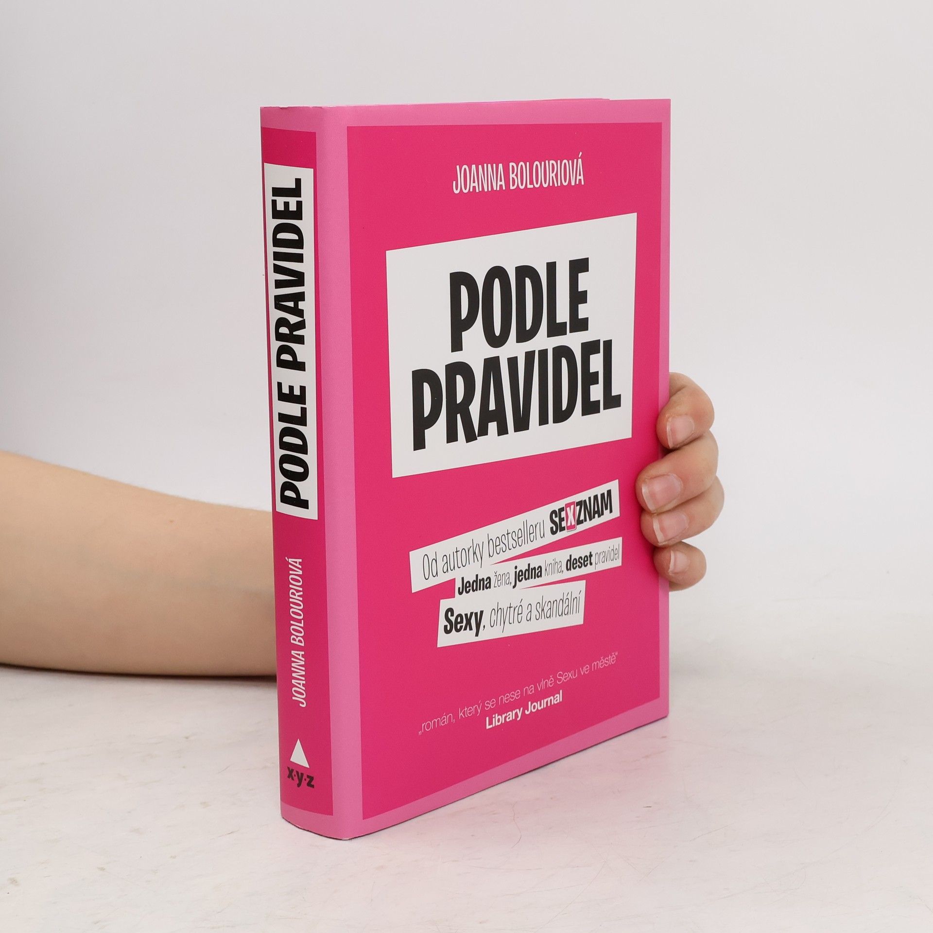 Joanna Bolouri Podle pravidel