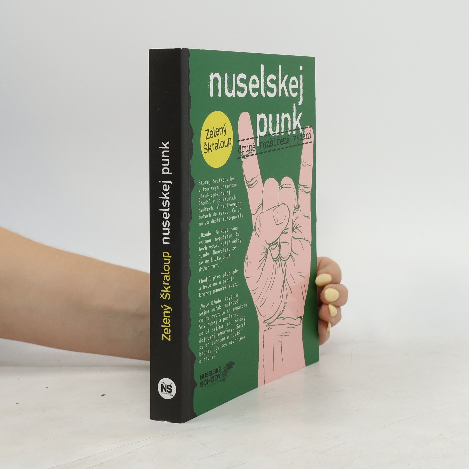 Zelený Škraloup Nuselskej punk