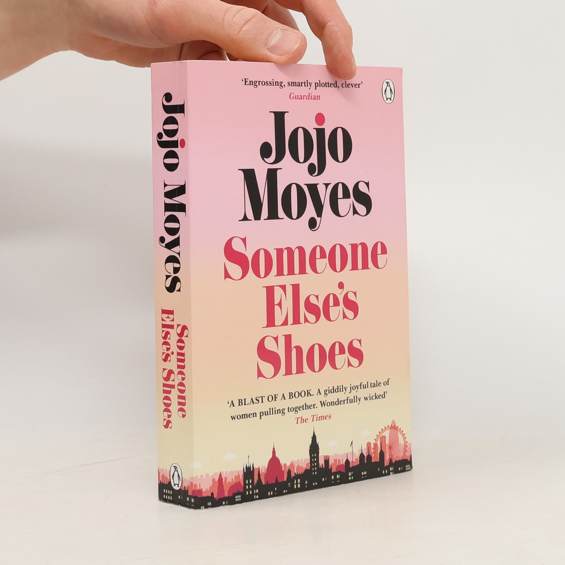 Jojo Moyes Someone Else's Shoes