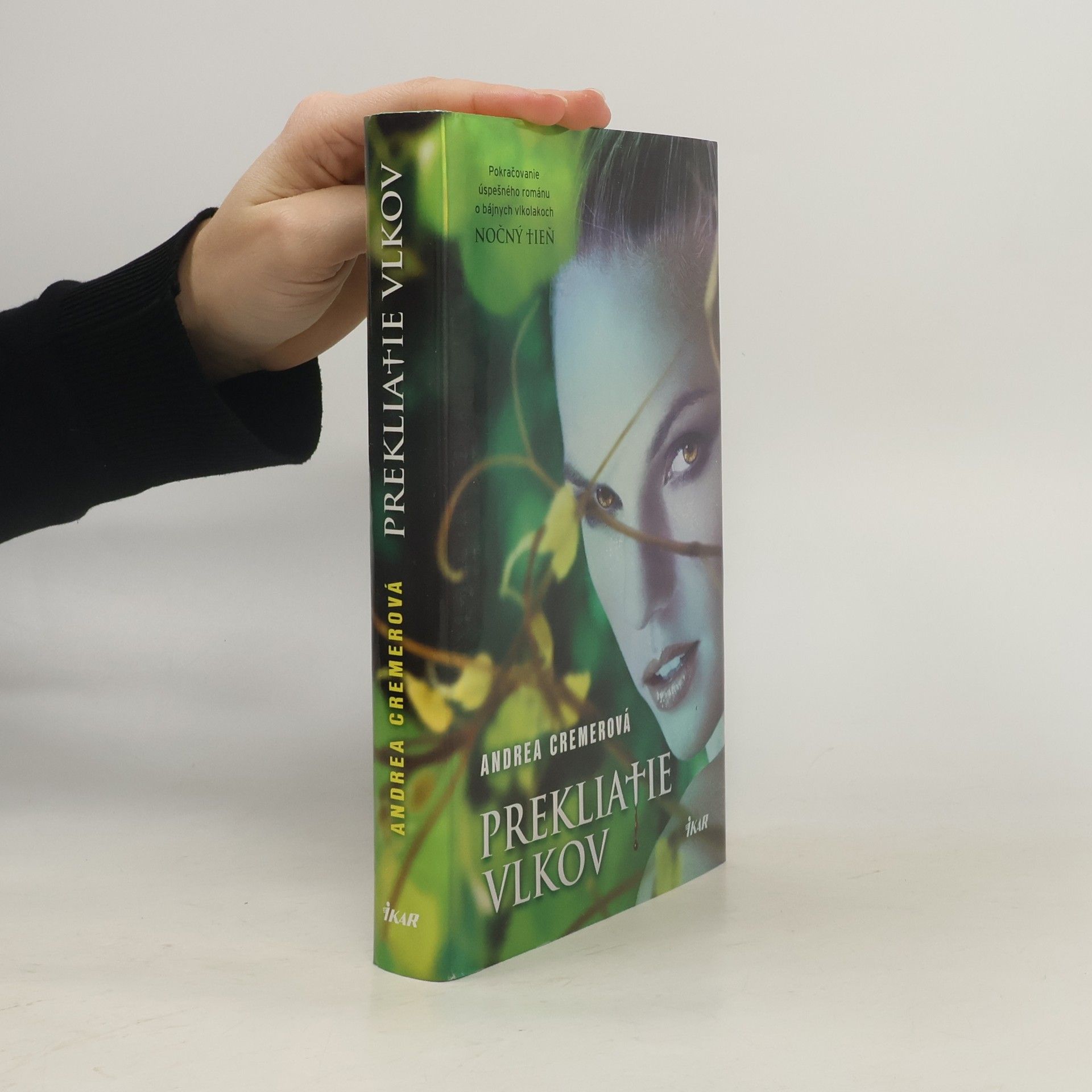 Andrea Cremer Prekliatie vlkov