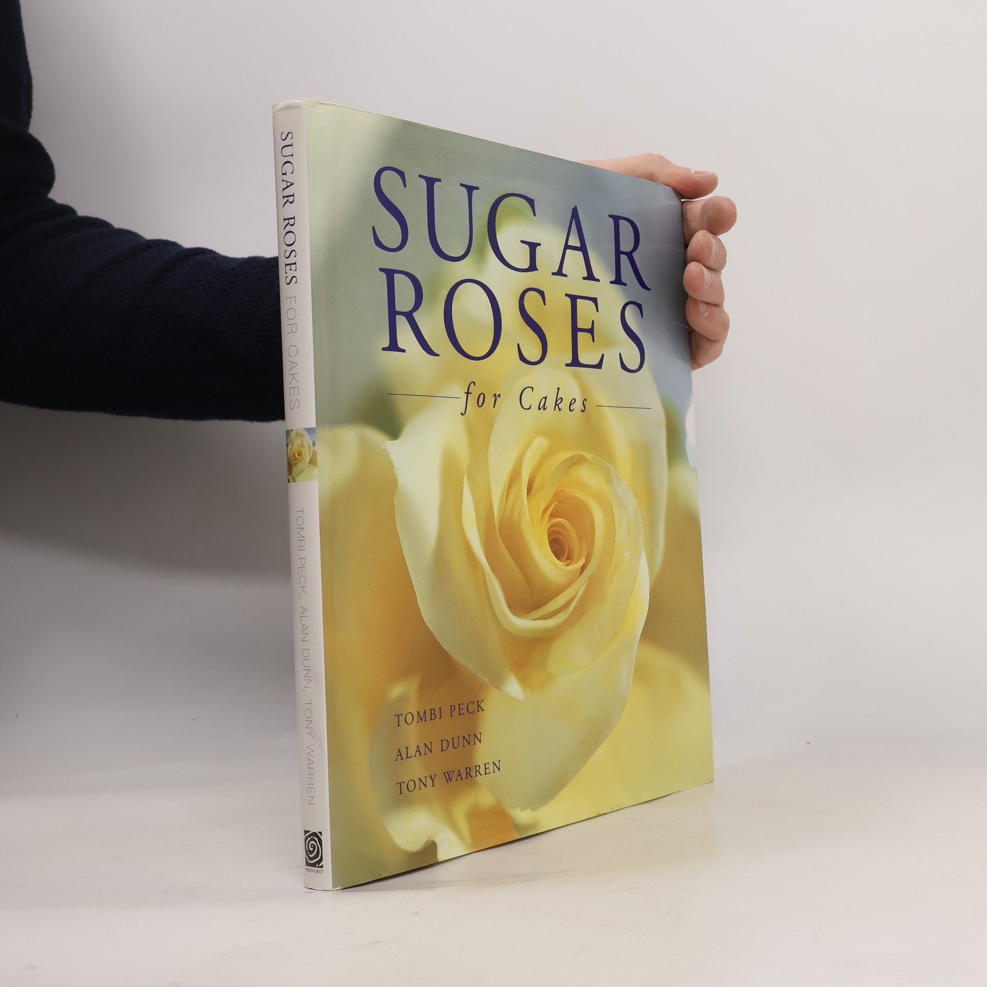 Sugar Roses for Cakes